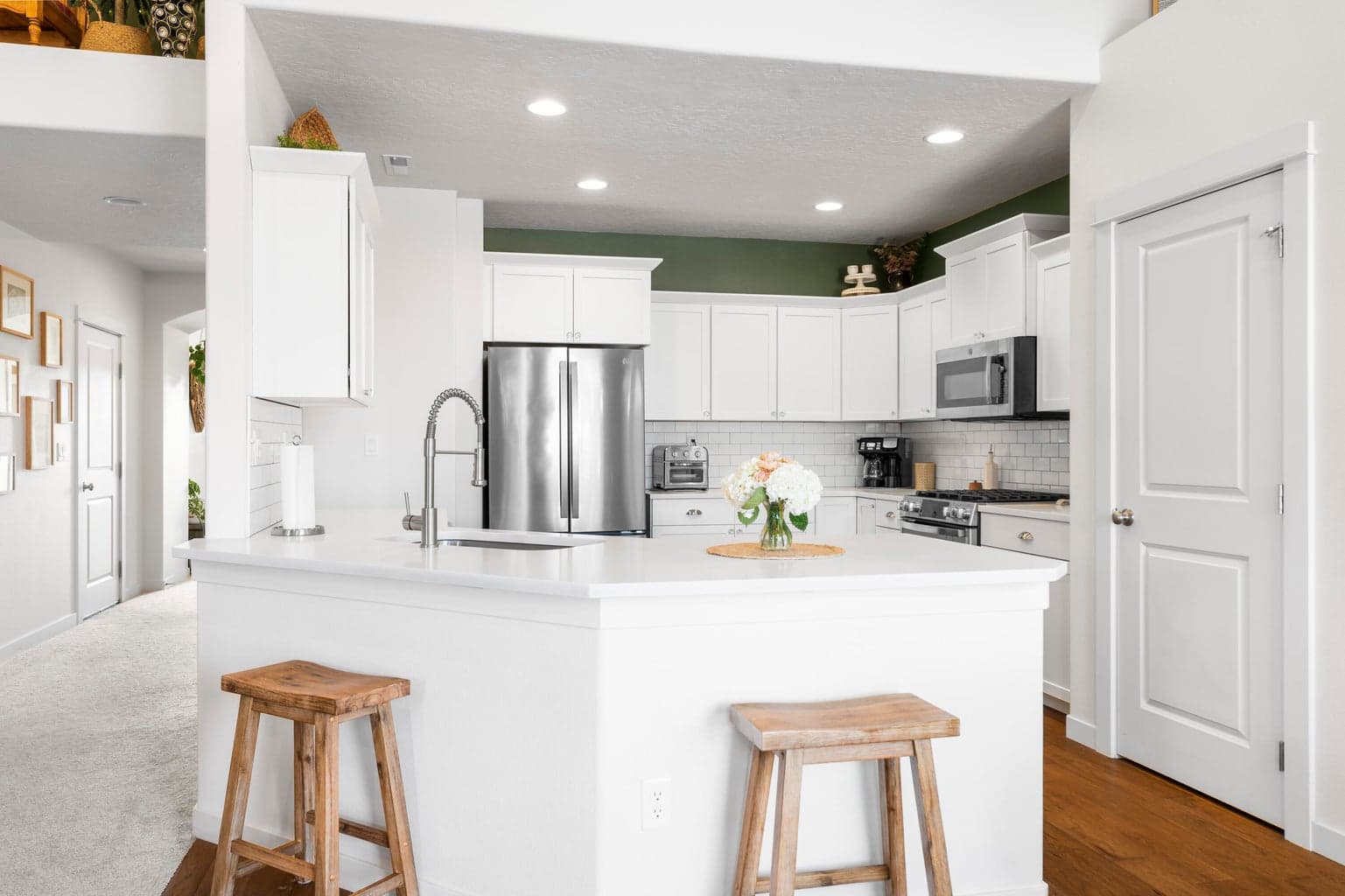 Photo of 21030 Yeoman Road 13 of 66
