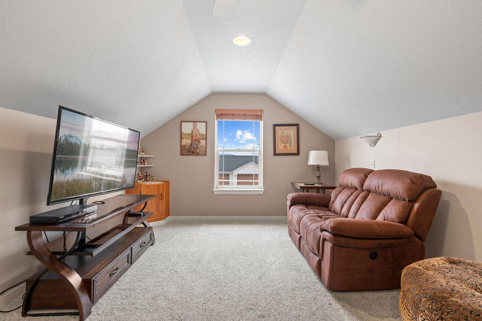 Photo of 2873 NW 19th Street 17 of 59