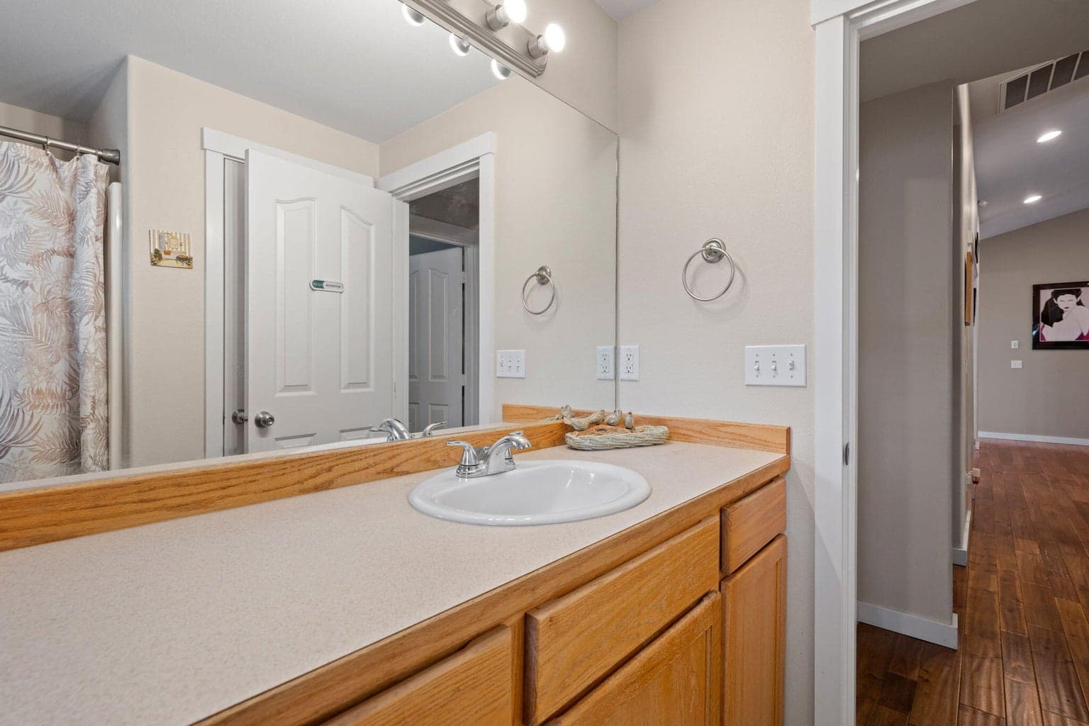 Photo of 2873 NW 19th Street 24 of 59