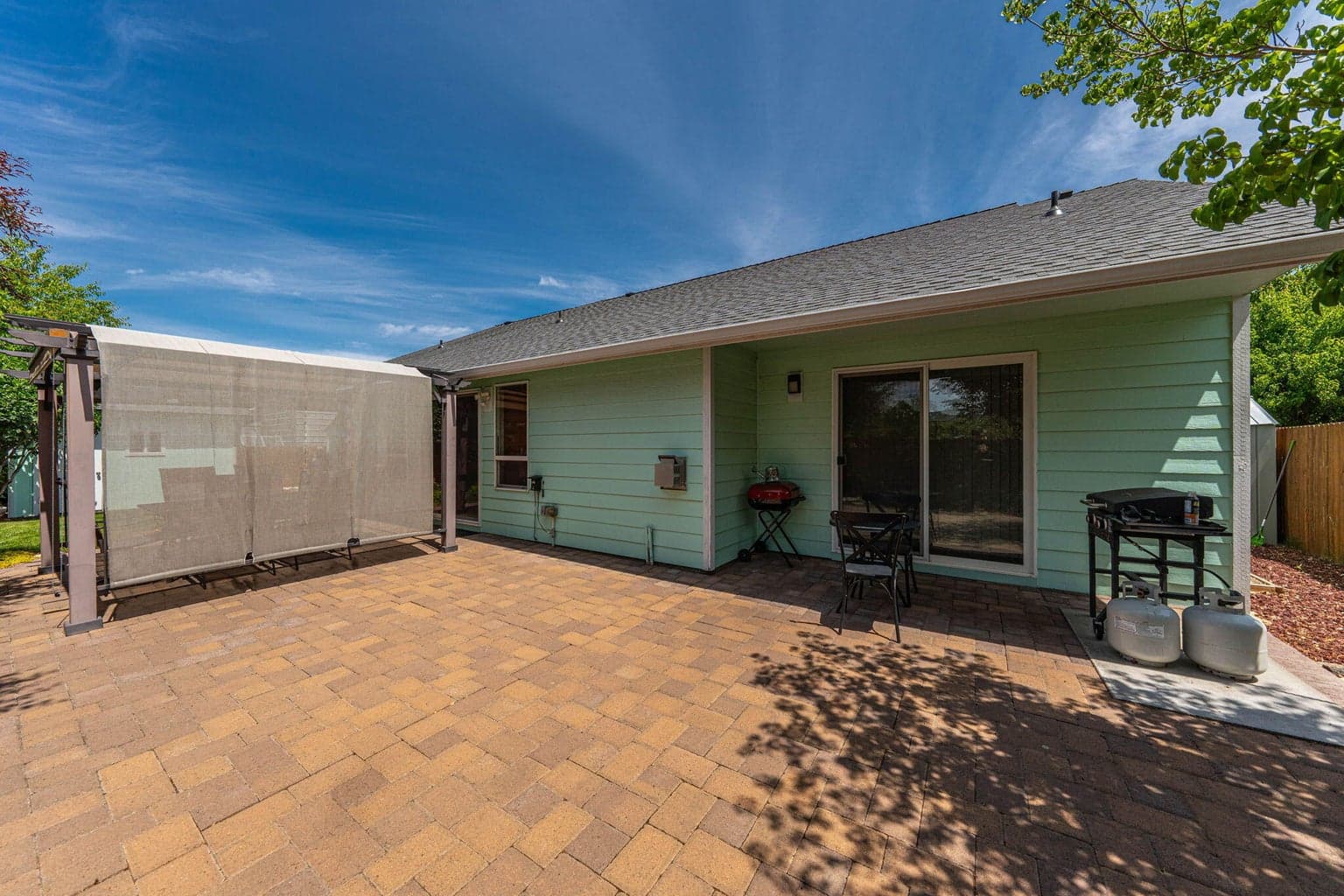 Photo of 2873 NW 19th Street 38 of 59