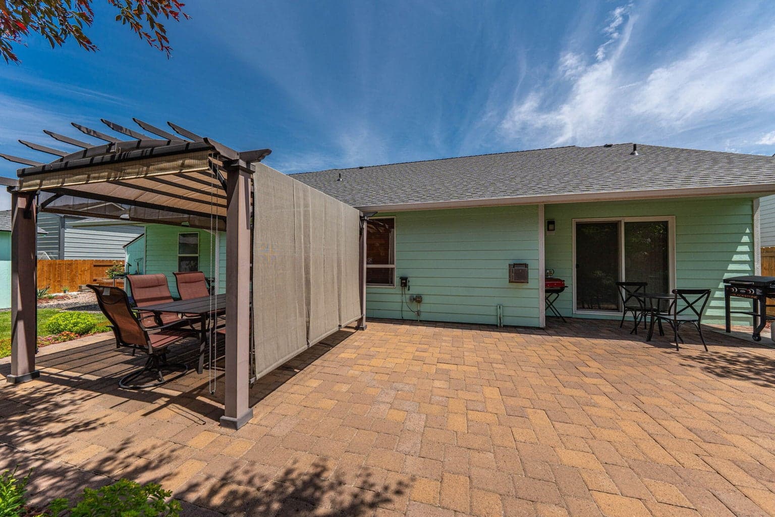 Photo of 2873 NW 19th Street 39 of 59
