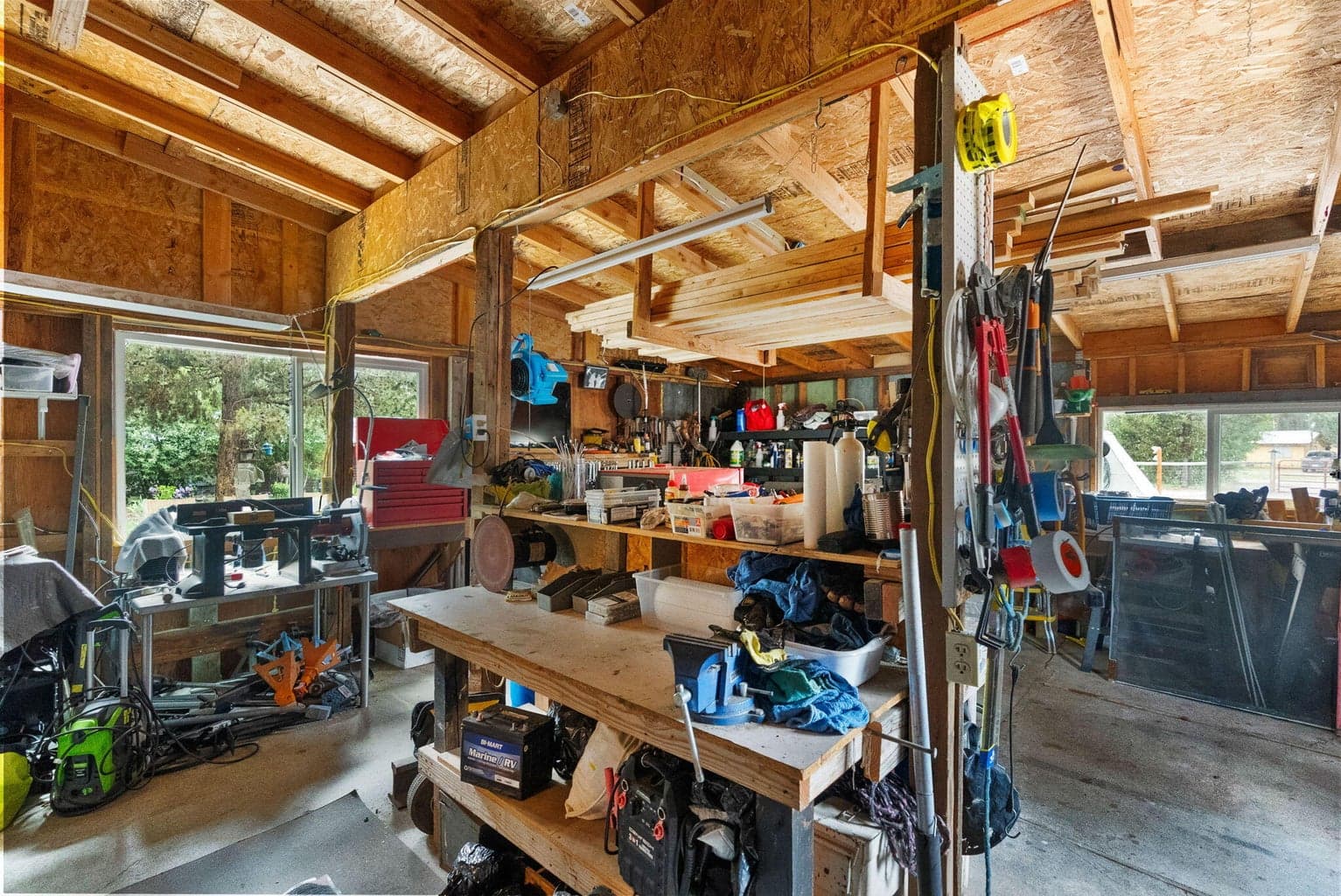 Guest house Workshop