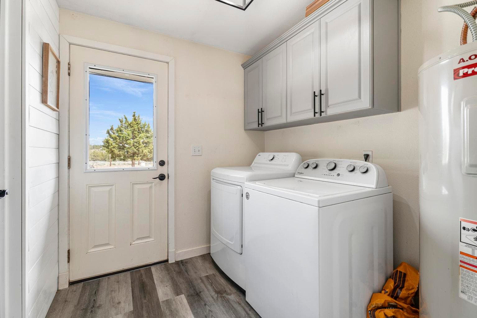 Photo of 6290 SE Hilltop Road 26 of 43