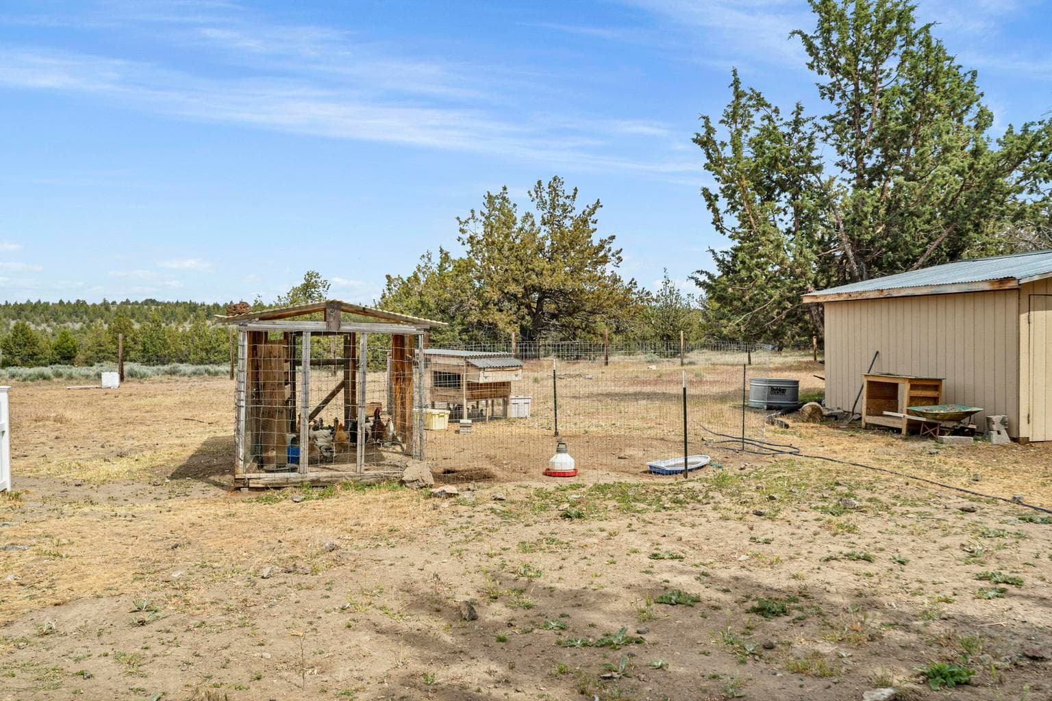 Photo of 6290 SE Hilltop Road 33 of 43
