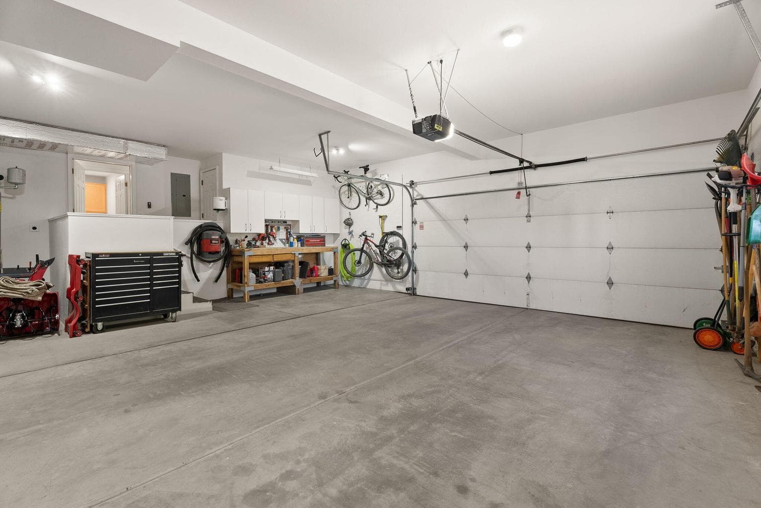 Photo of 515 NW Trenton Avenue 31 of 37