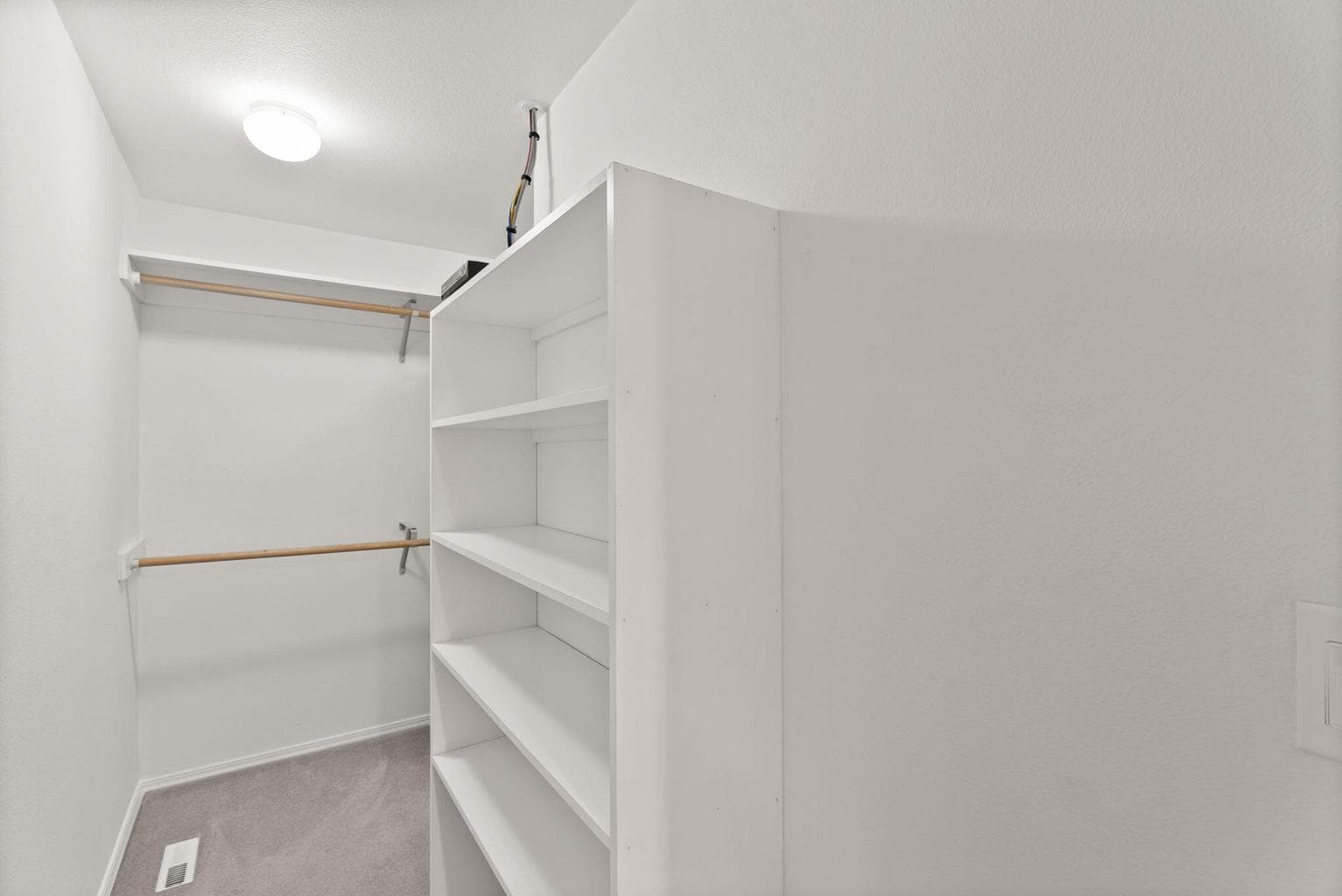 Photo of 515 NW Trenton Avenue 24 of 37