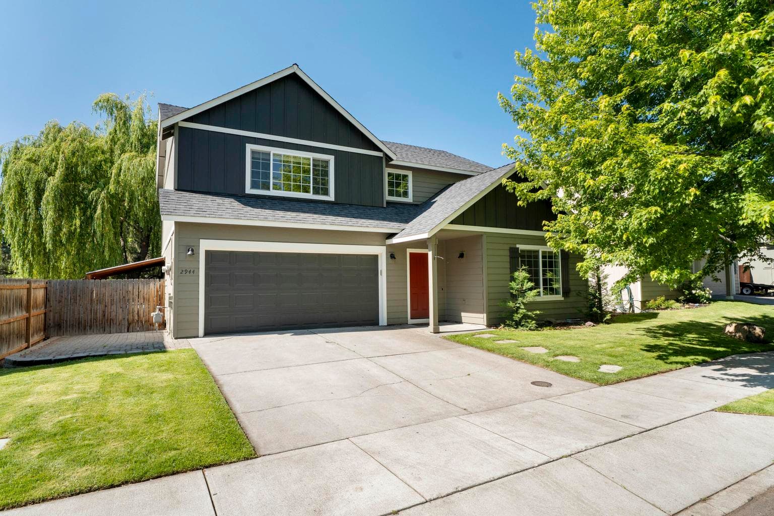 Photo of 2944 SW Deschutes Drive 35 of 38