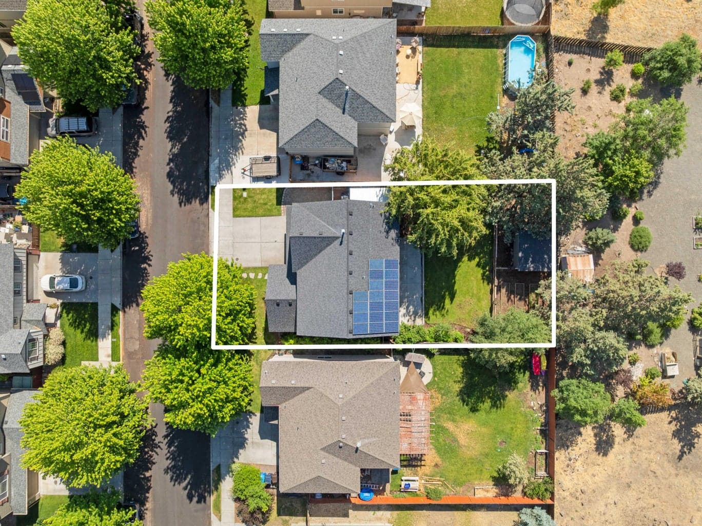 Photo of 2944 Deschutes 2 of 38