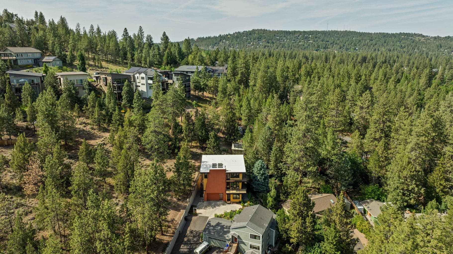 Situated on a private drive at the end, next to Overturf Butte