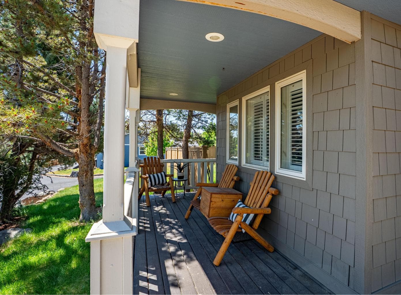 Photo of 2545 SW 35th Court 6 of 53