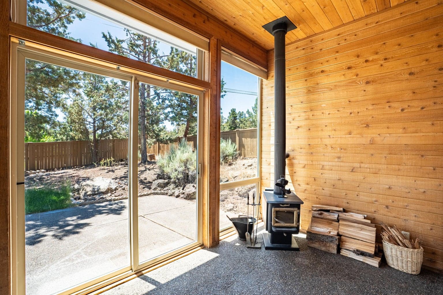 Photo of 2545 SW 35th Court 22 of 53