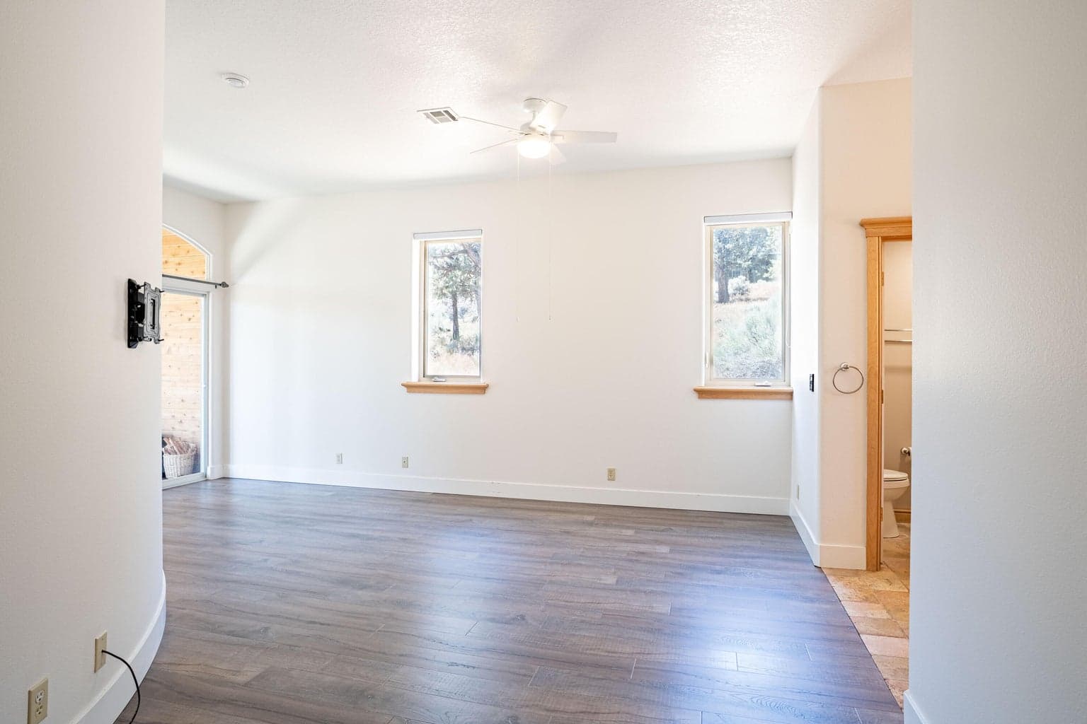 Photo of 2545 SW 35th Court 26 of 53