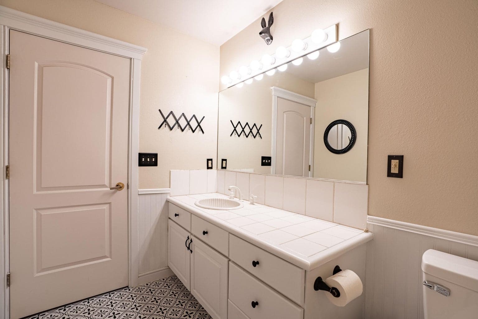 Photo of 2545 SW 35th Court 36 of 53