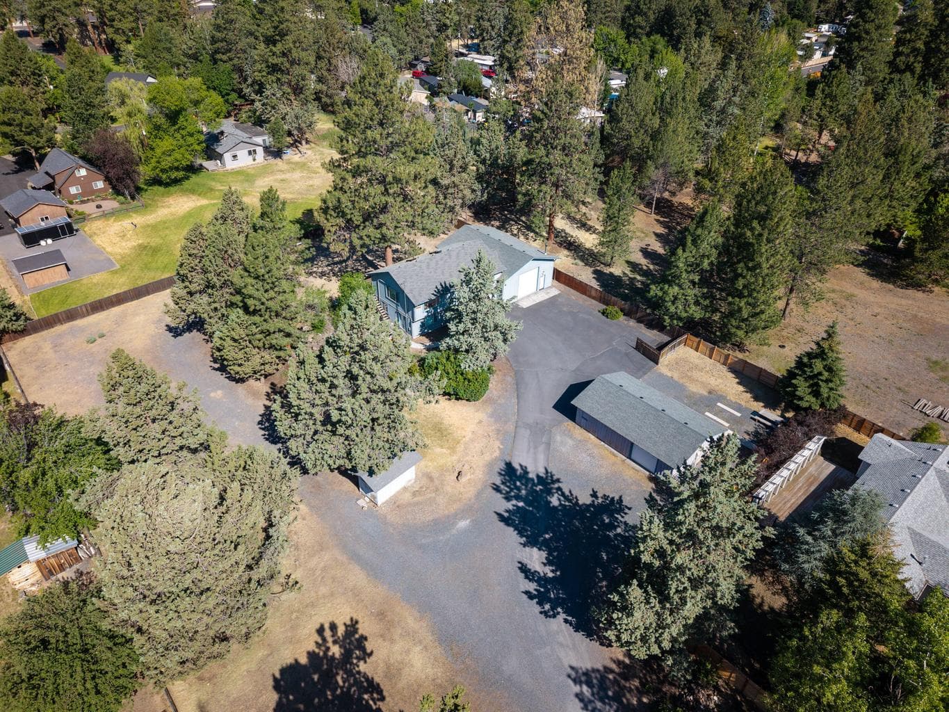 Photo of 61235 Benham 2 of 45