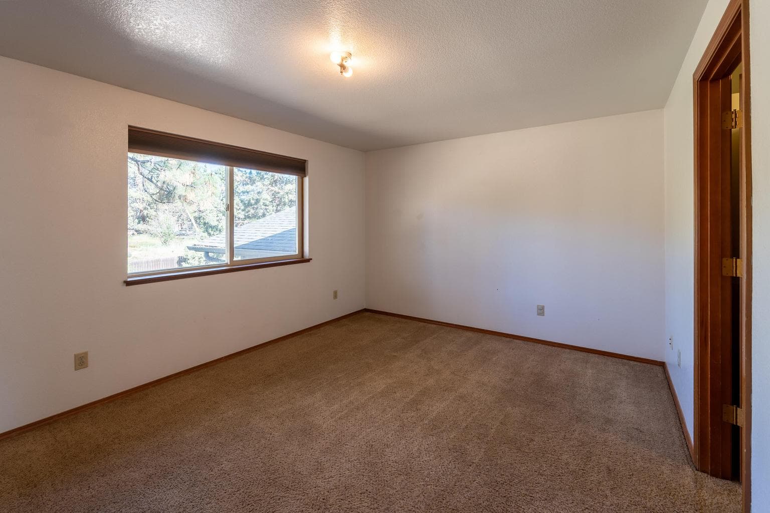 Photo of 61235 Benham Road 11 of 45