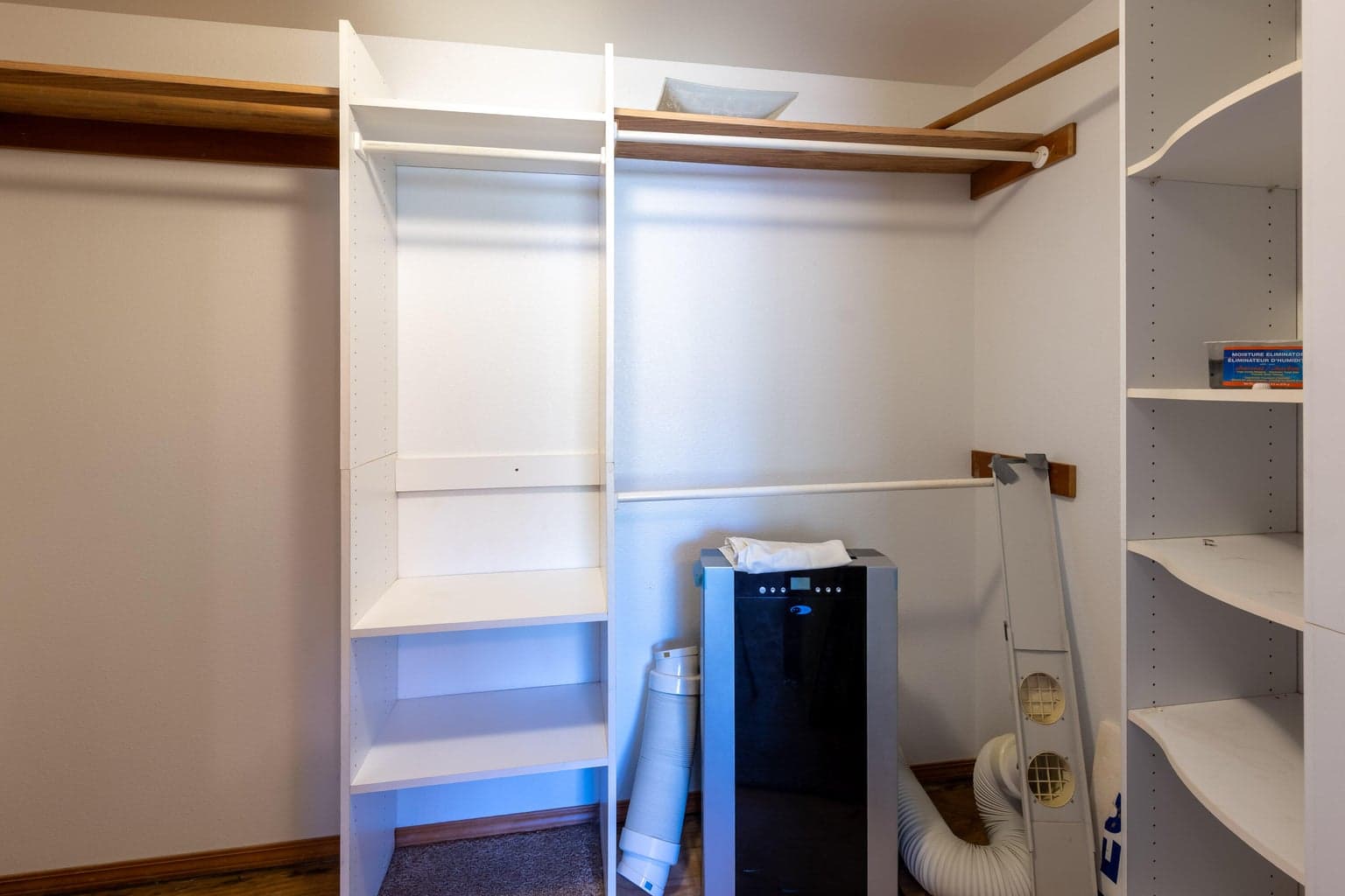 Photo of 61235 Benham Road 13 of 45