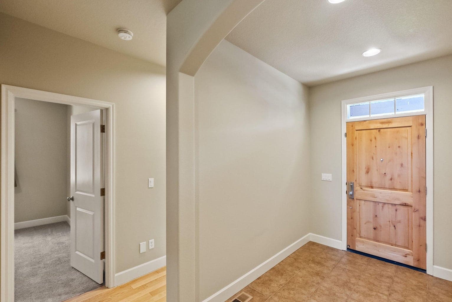 Photo of 1182 Hudspeth 3 of 43