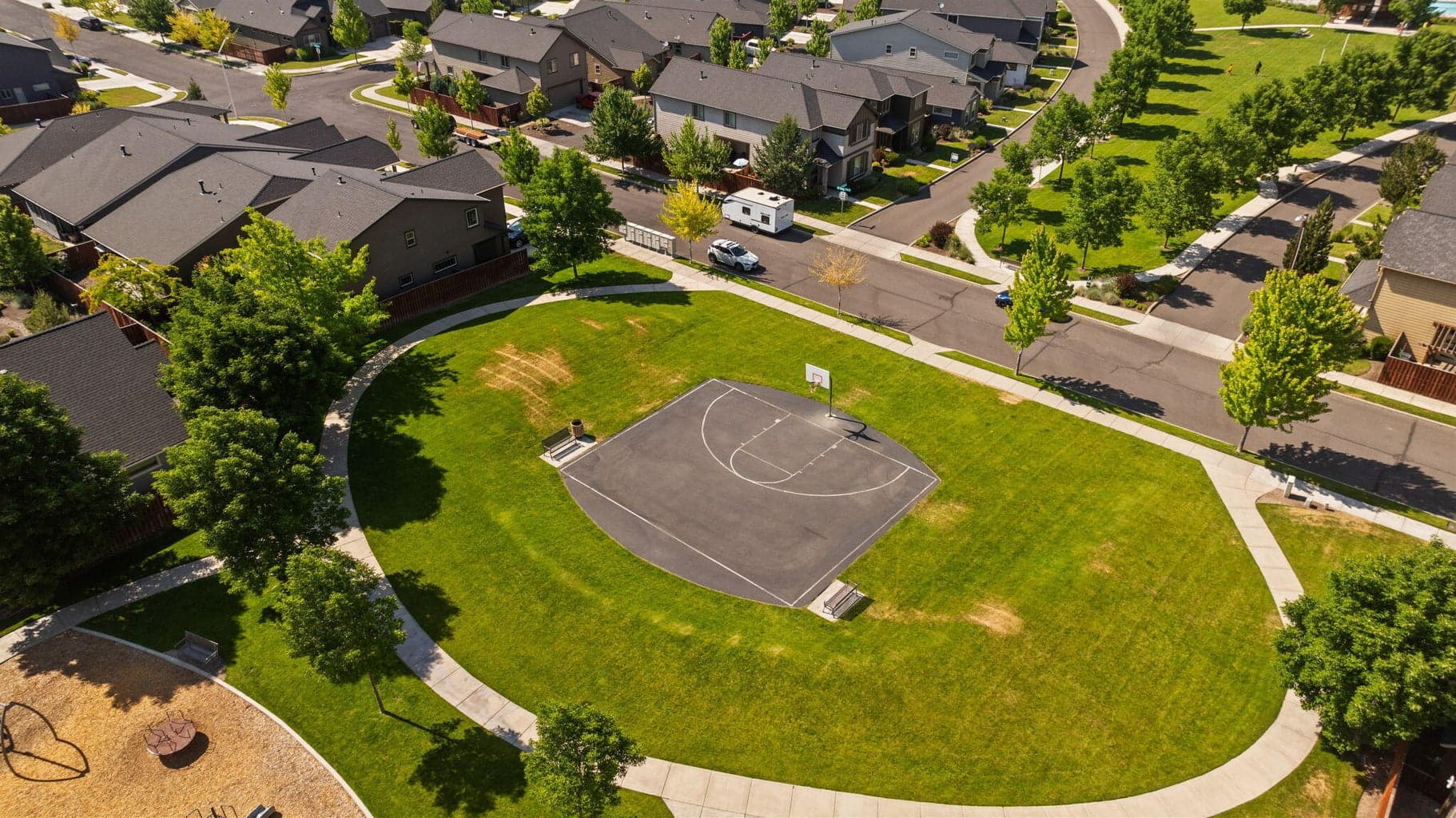 Ochoco Pointe community sport court