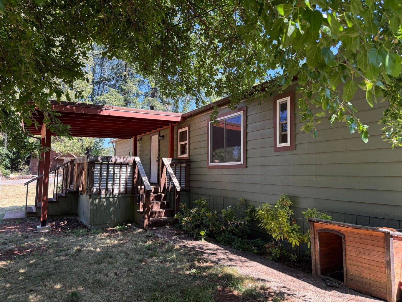 Photo of 616 Laurel 4 of 35