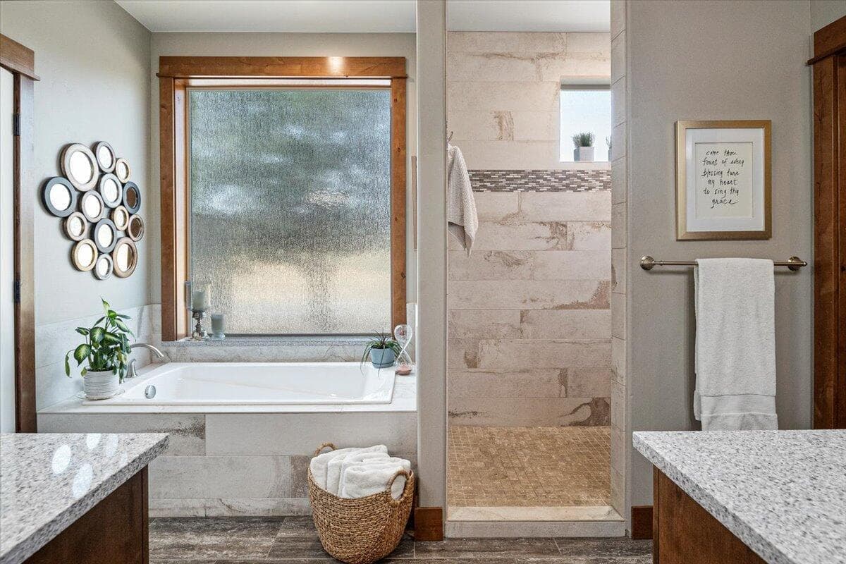 Photo of 7780 Angel Falls Way 31 of 69