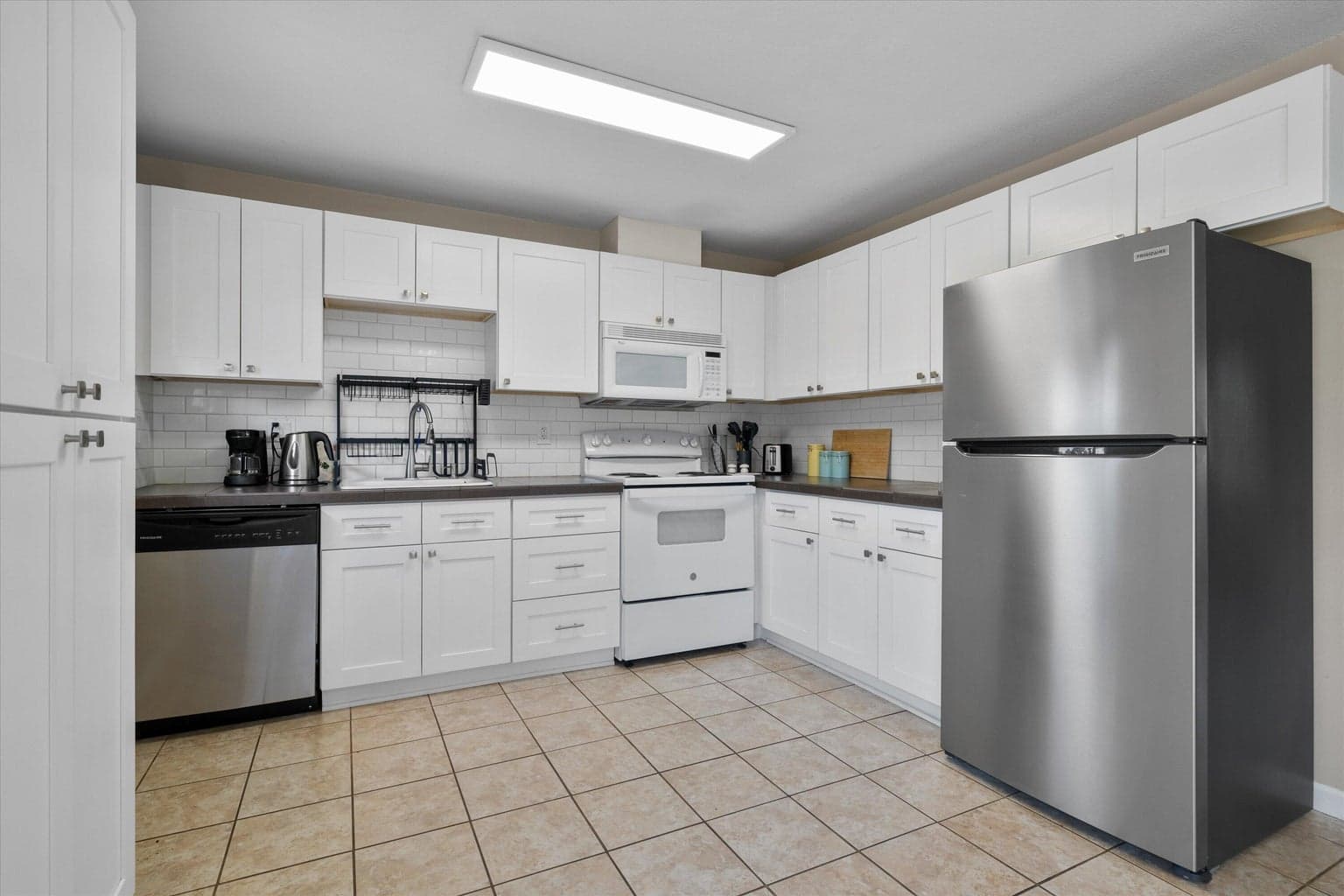Photo of 2785 NE Purcell Boulevard 12 of 42