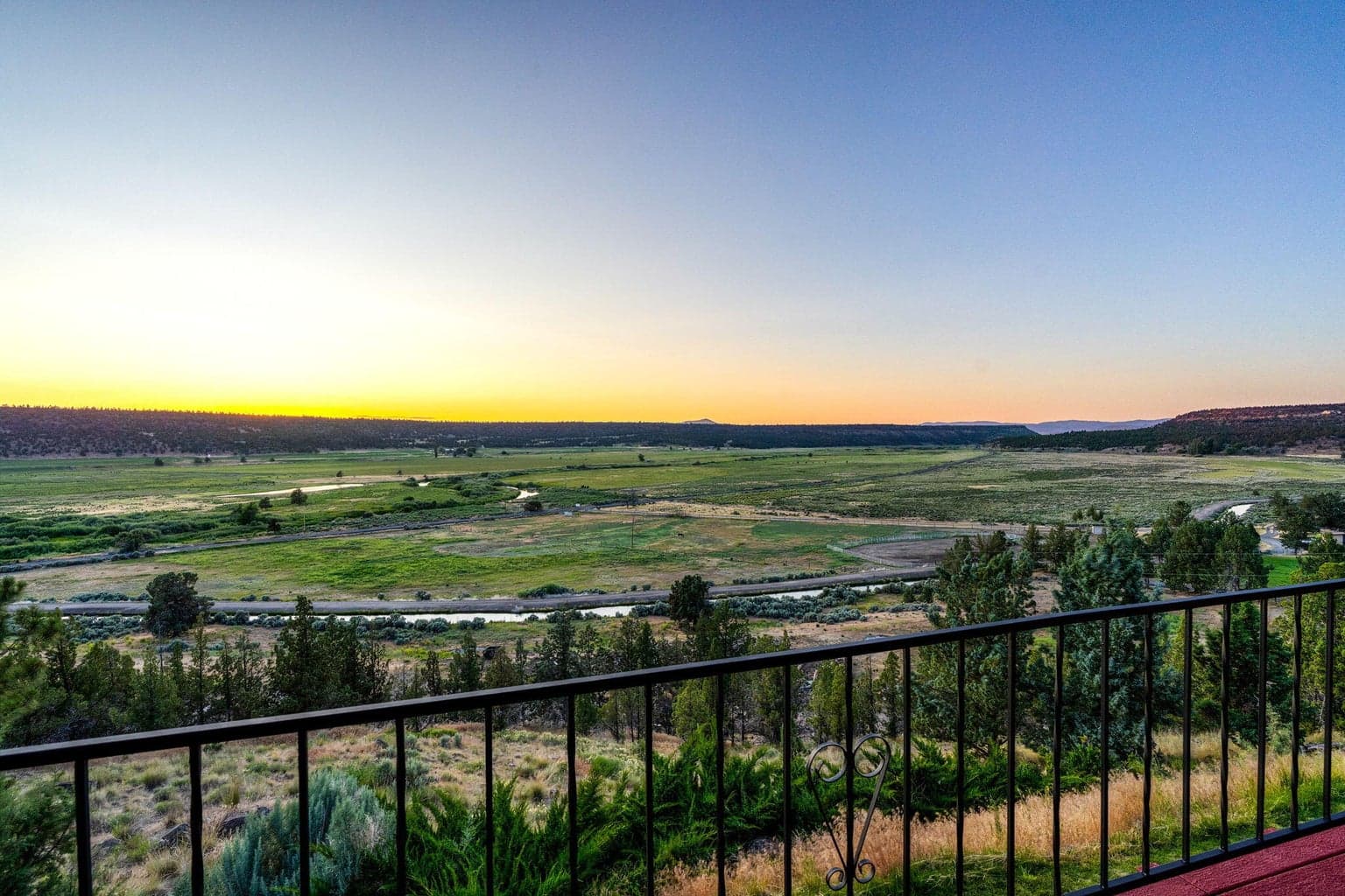 6150 Crooked River