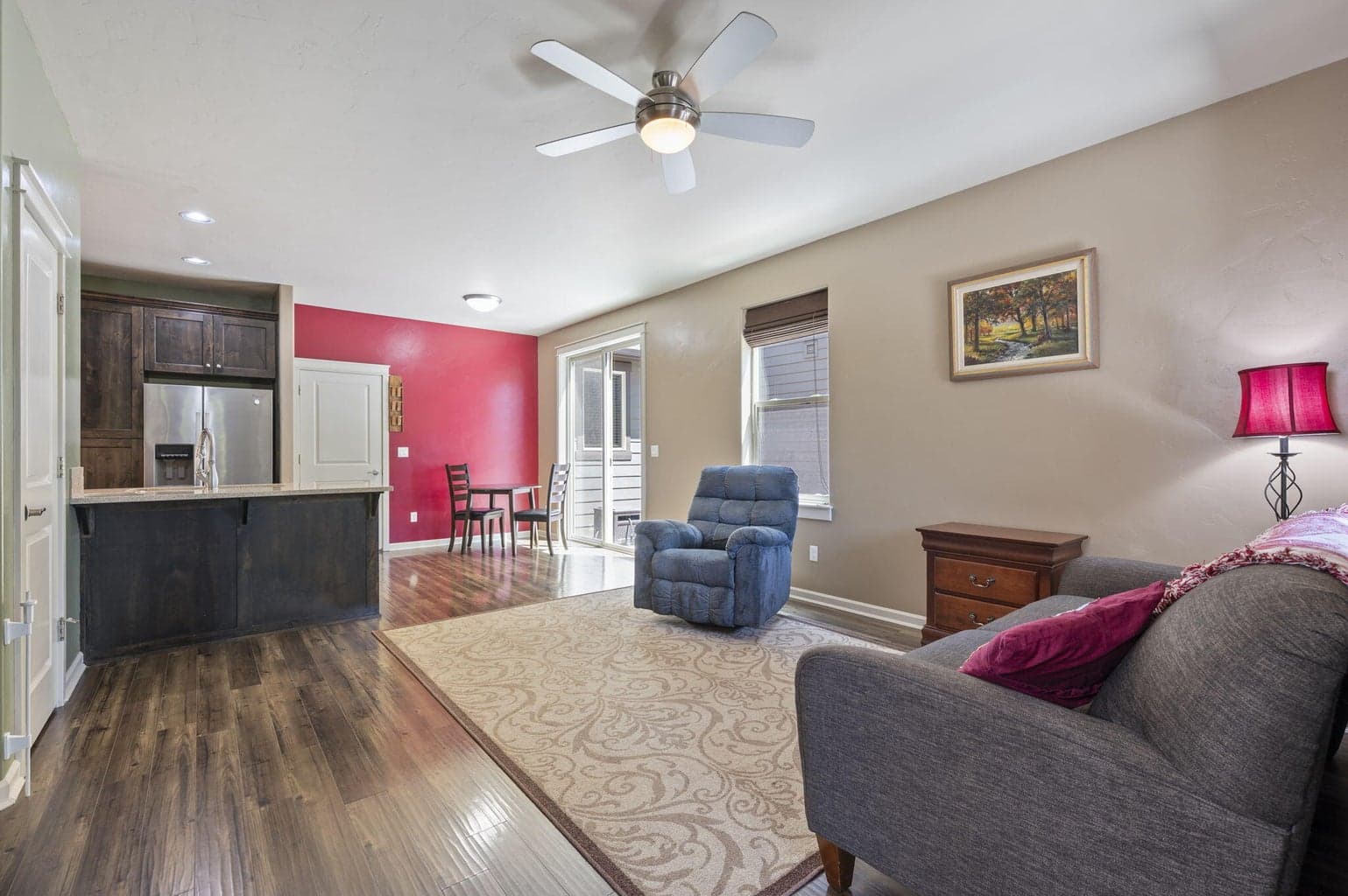 Photo of 3130 SW 28th Street 8 of 34