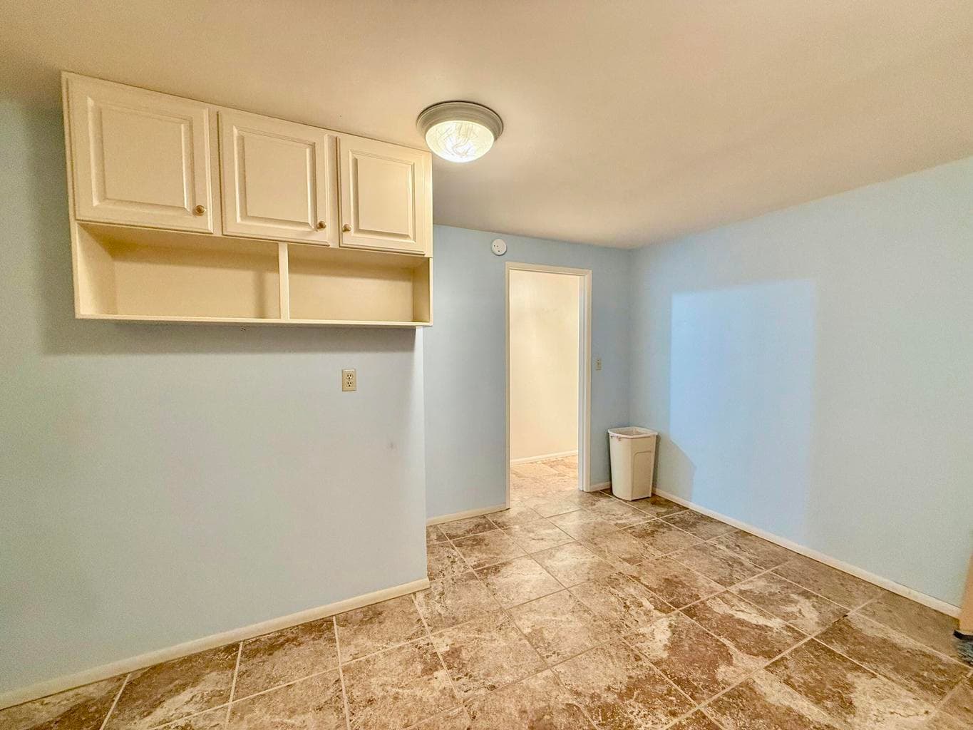 Photo of 874 NW West Hills Road 35 of 45