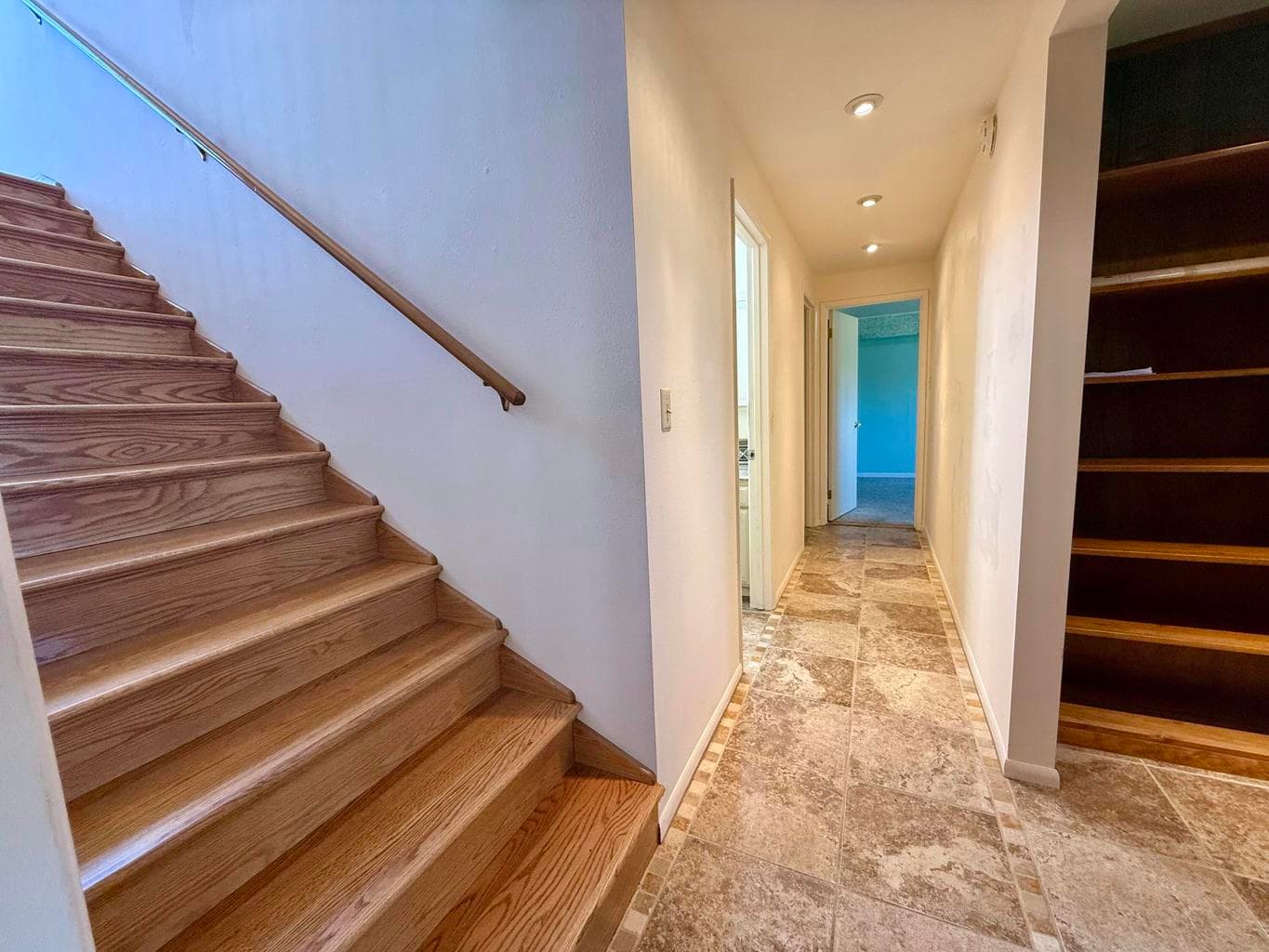 Landing to downstairs