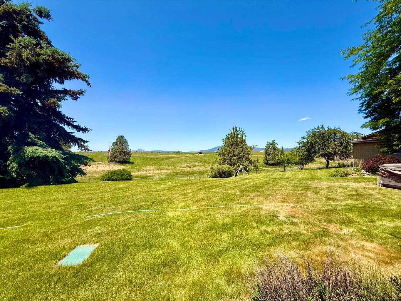 Photo of 874 NW West Hills Road 39 of 45