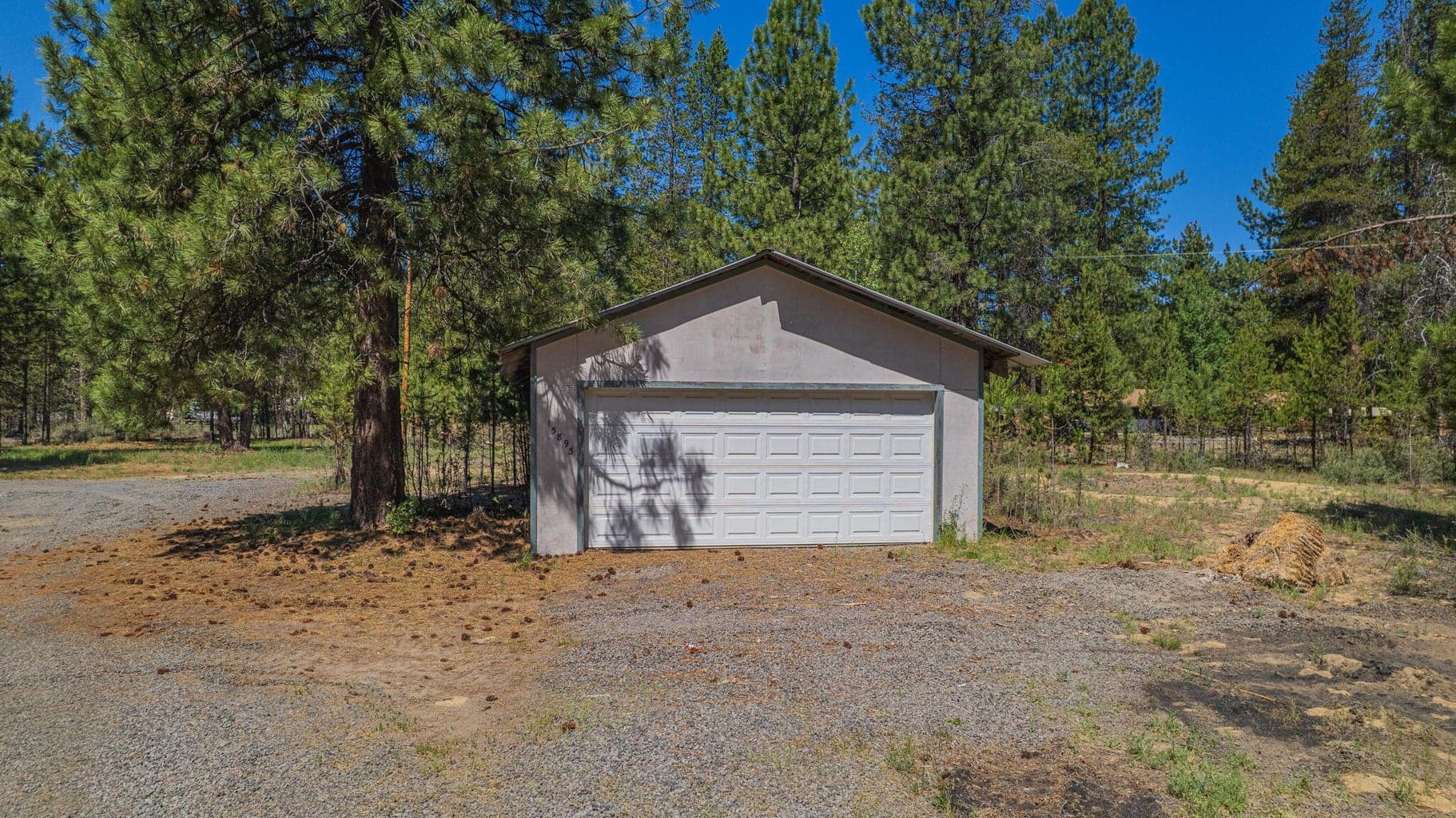 Photo of 15893 Fir Road 12 of 30