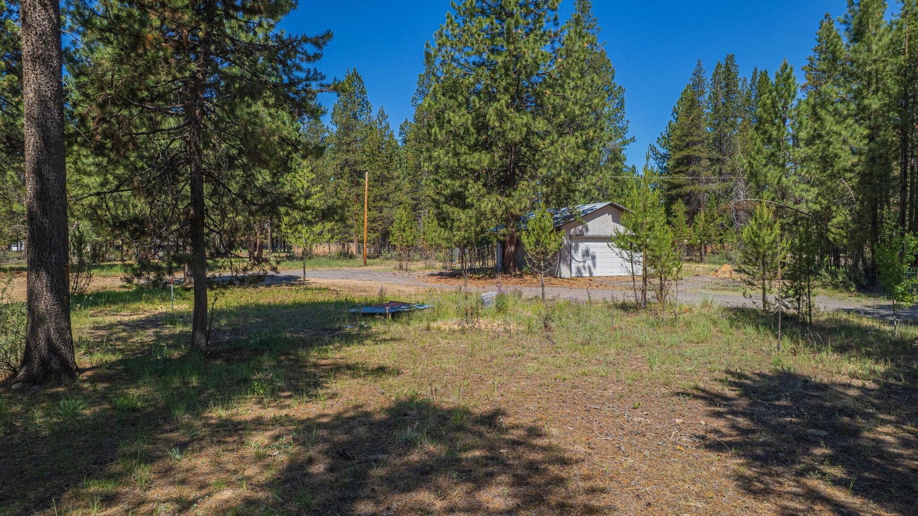 Photo of 15893 Fir Road 14 of 30