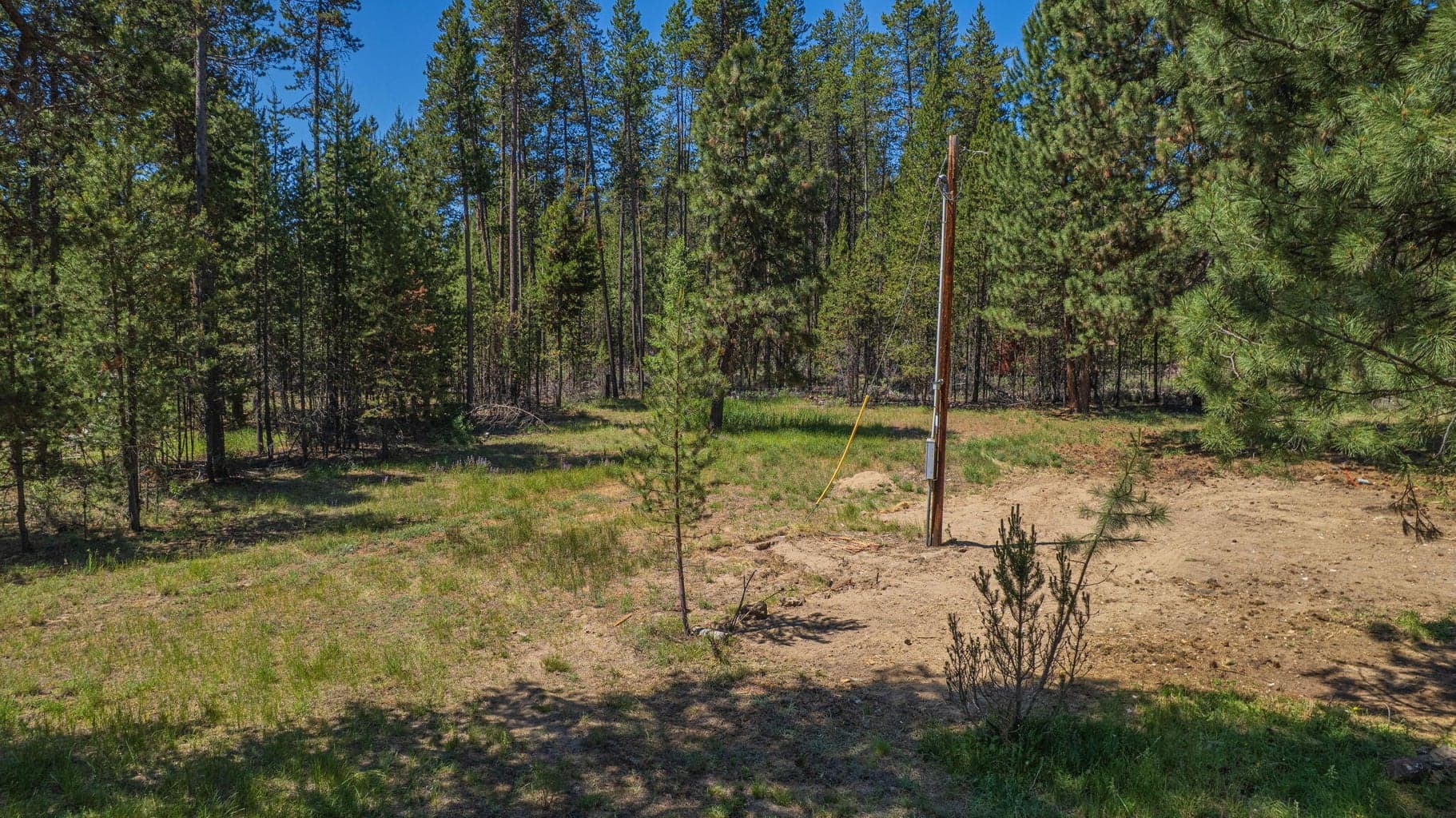 Photo of 15893 Fir Road 15 of 30