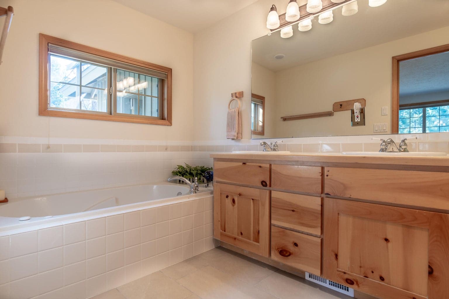 Photo of 58080 Gannet Lane 13 of 34