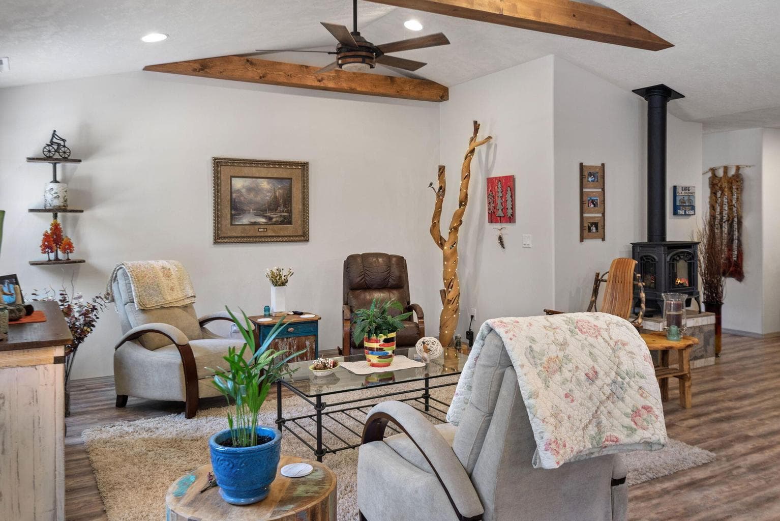 Photo of 16121 Lava Drive 2 of 30