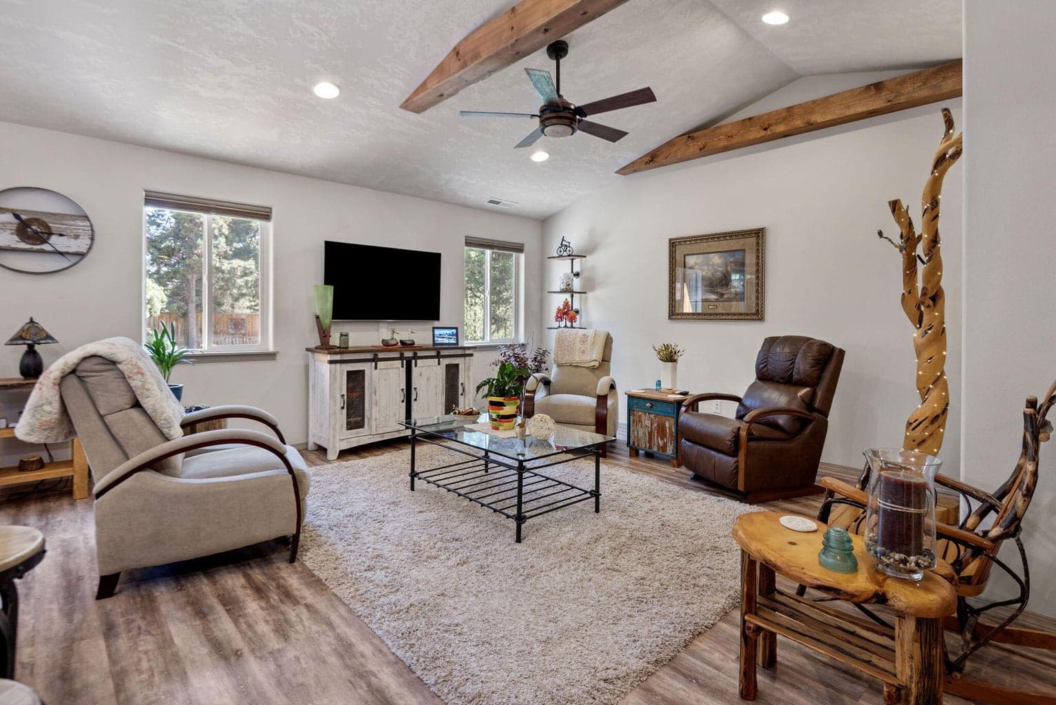 Photo of 16121 Lava Drive 3 of 30