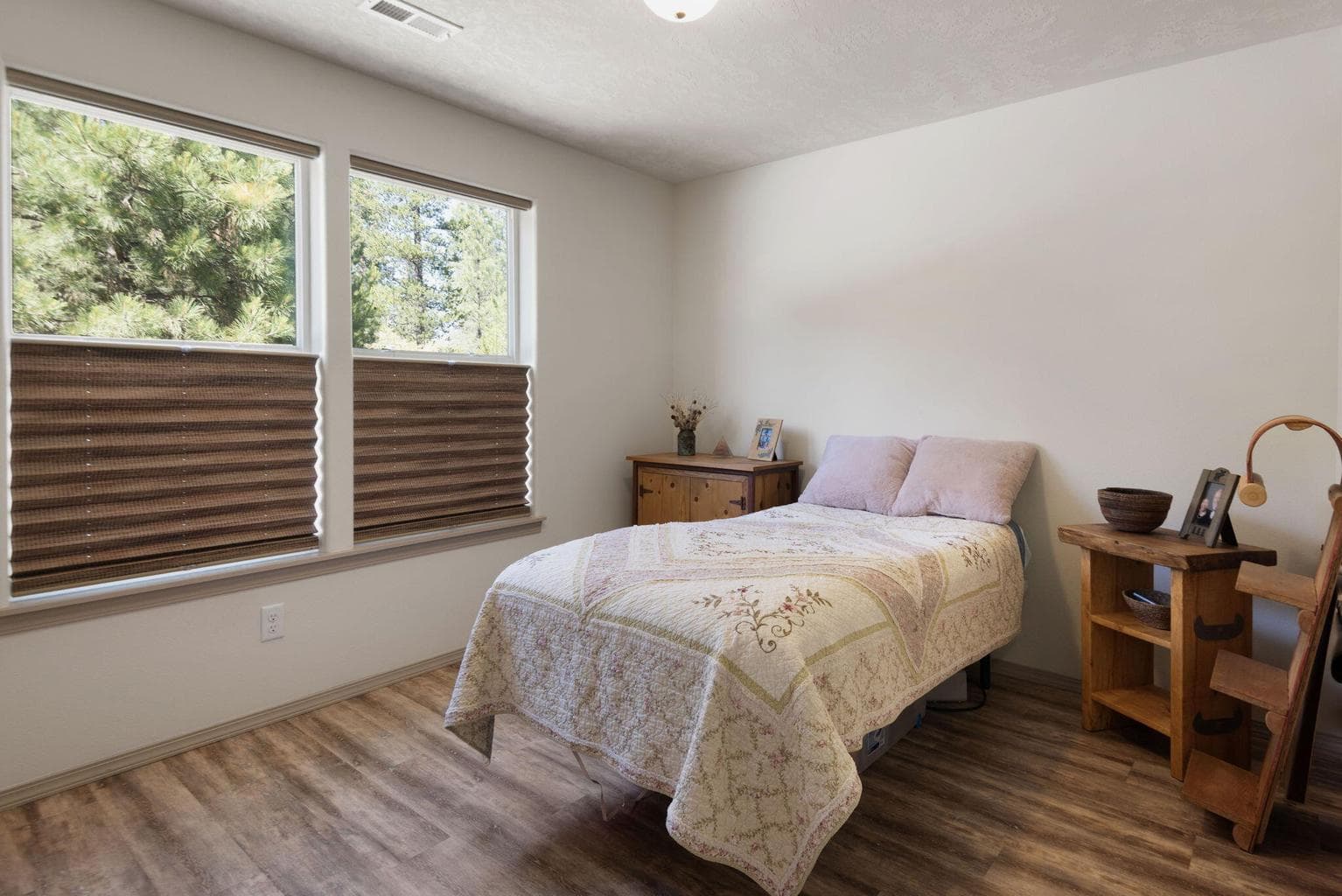 Photo of 16121 Lava Drive 12 of 30