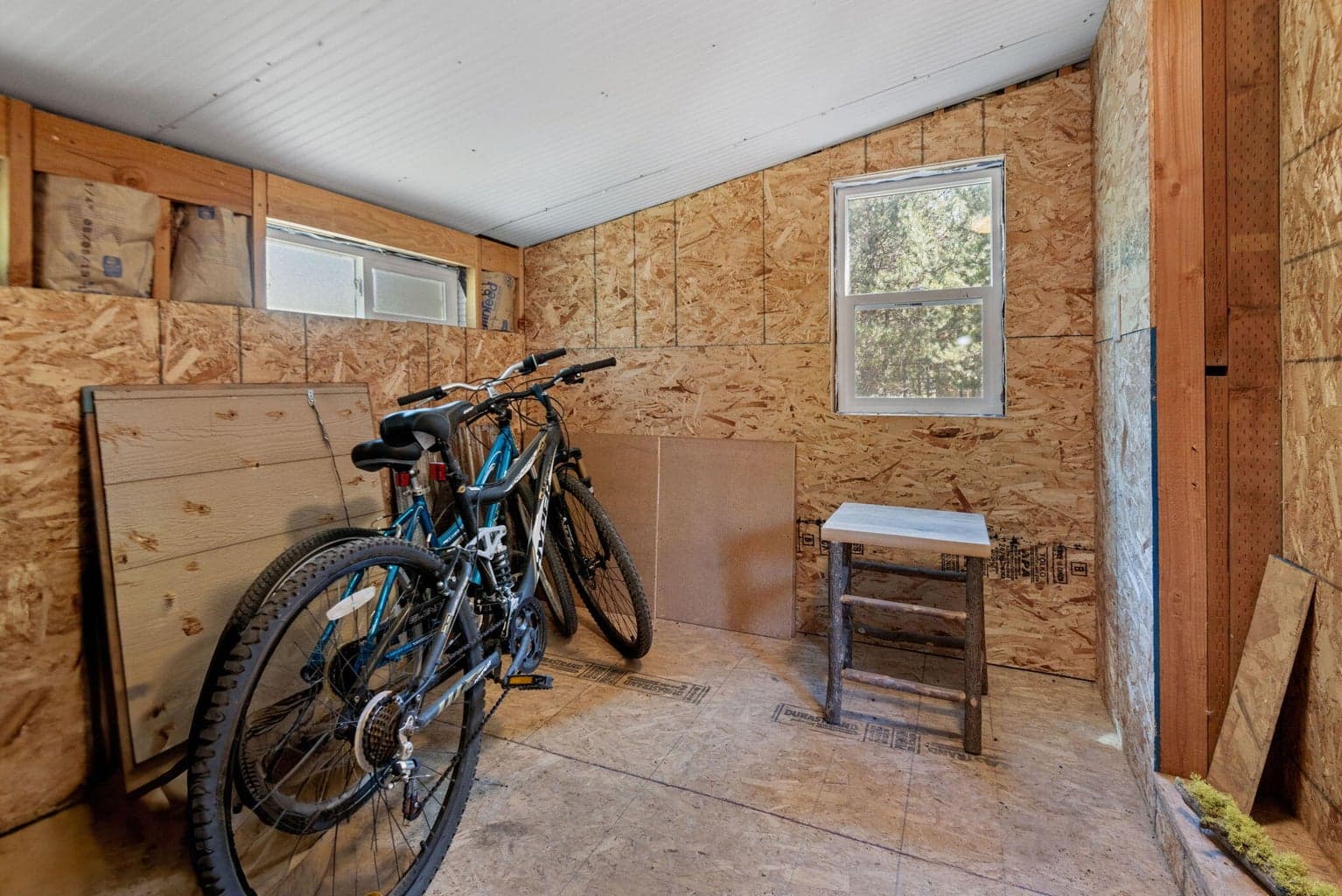 Photo of 16121 Lava Drive 29 of 30