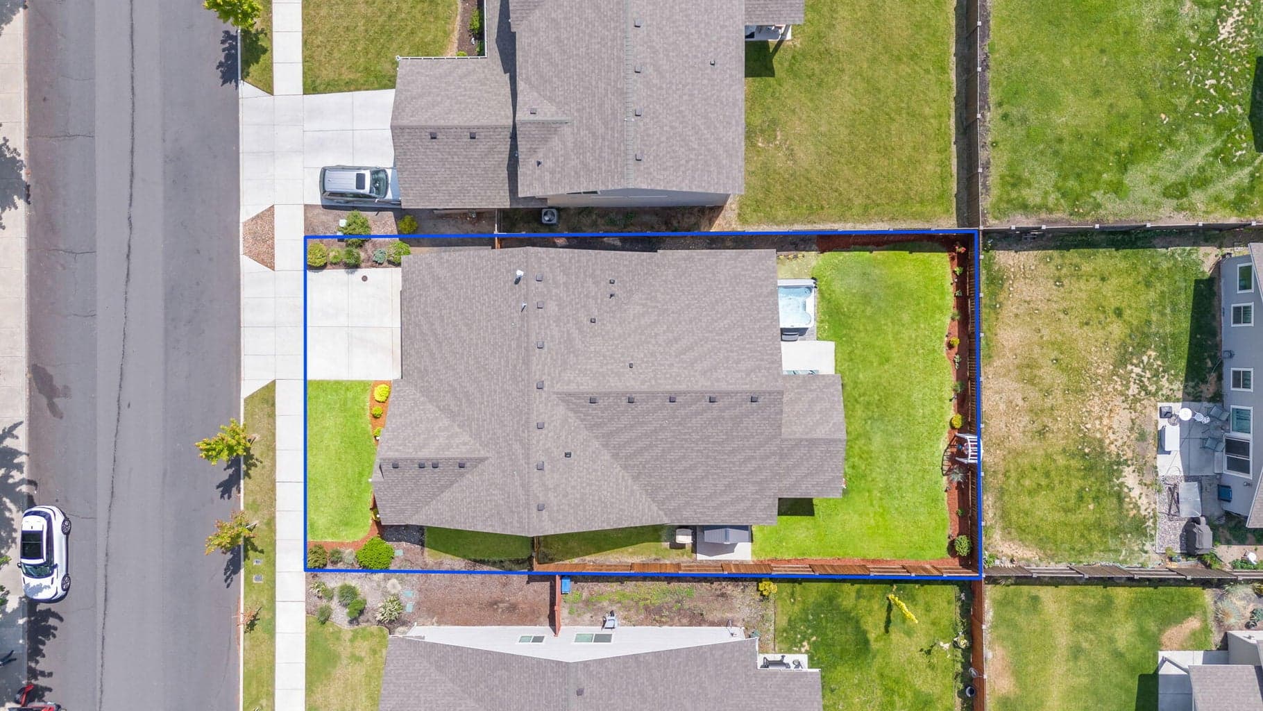 Overview of the lot