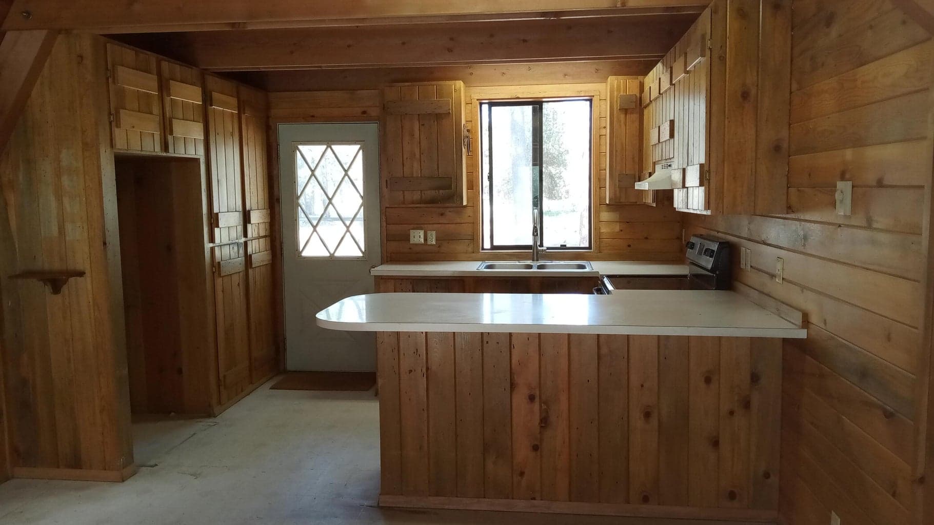 Efficient kitchen arrangement