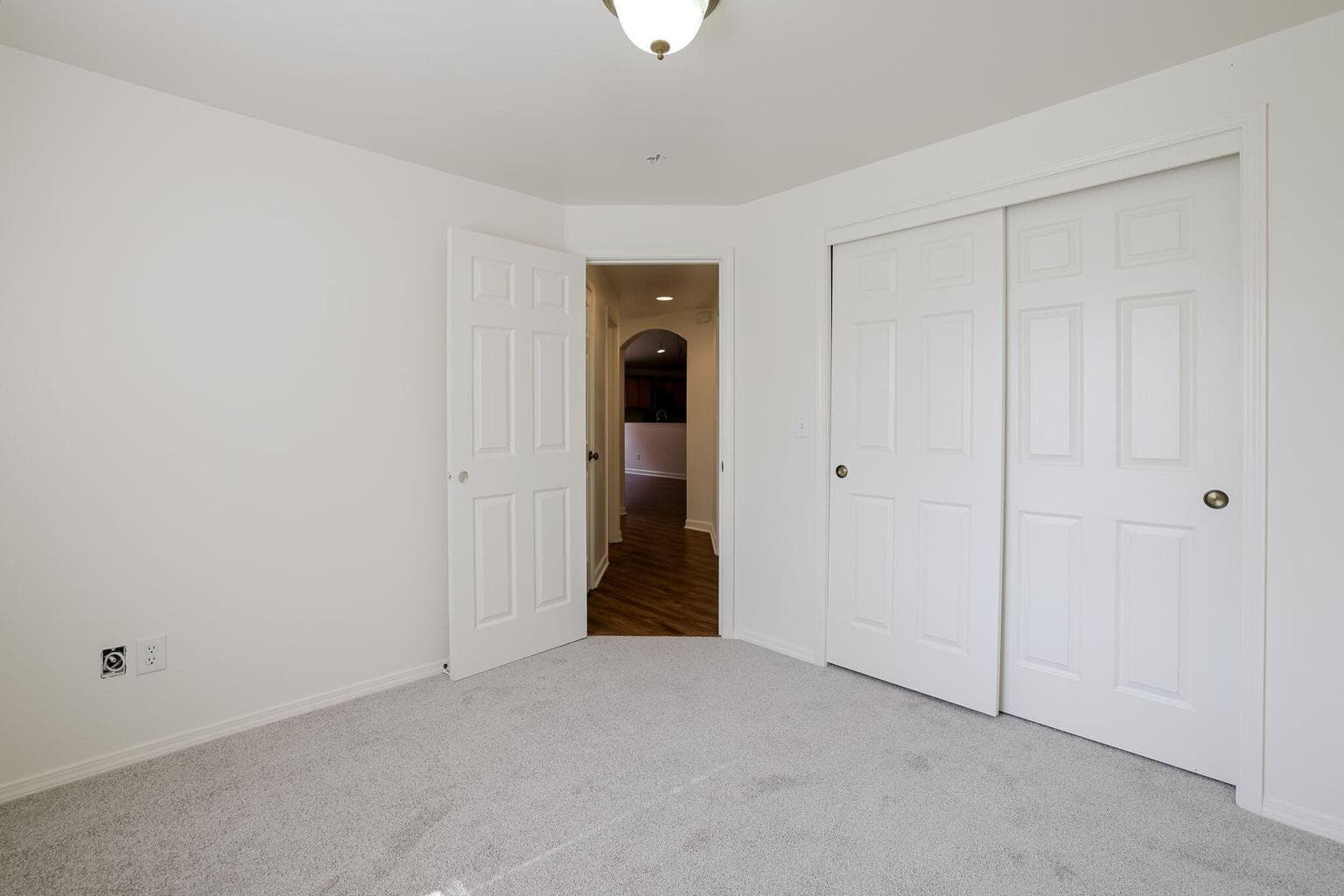 Photo of 1172 NW 22nd Place 23 of 30