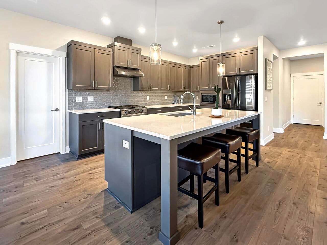 Photo of 3834 NE Oakside Loop 7 of 41