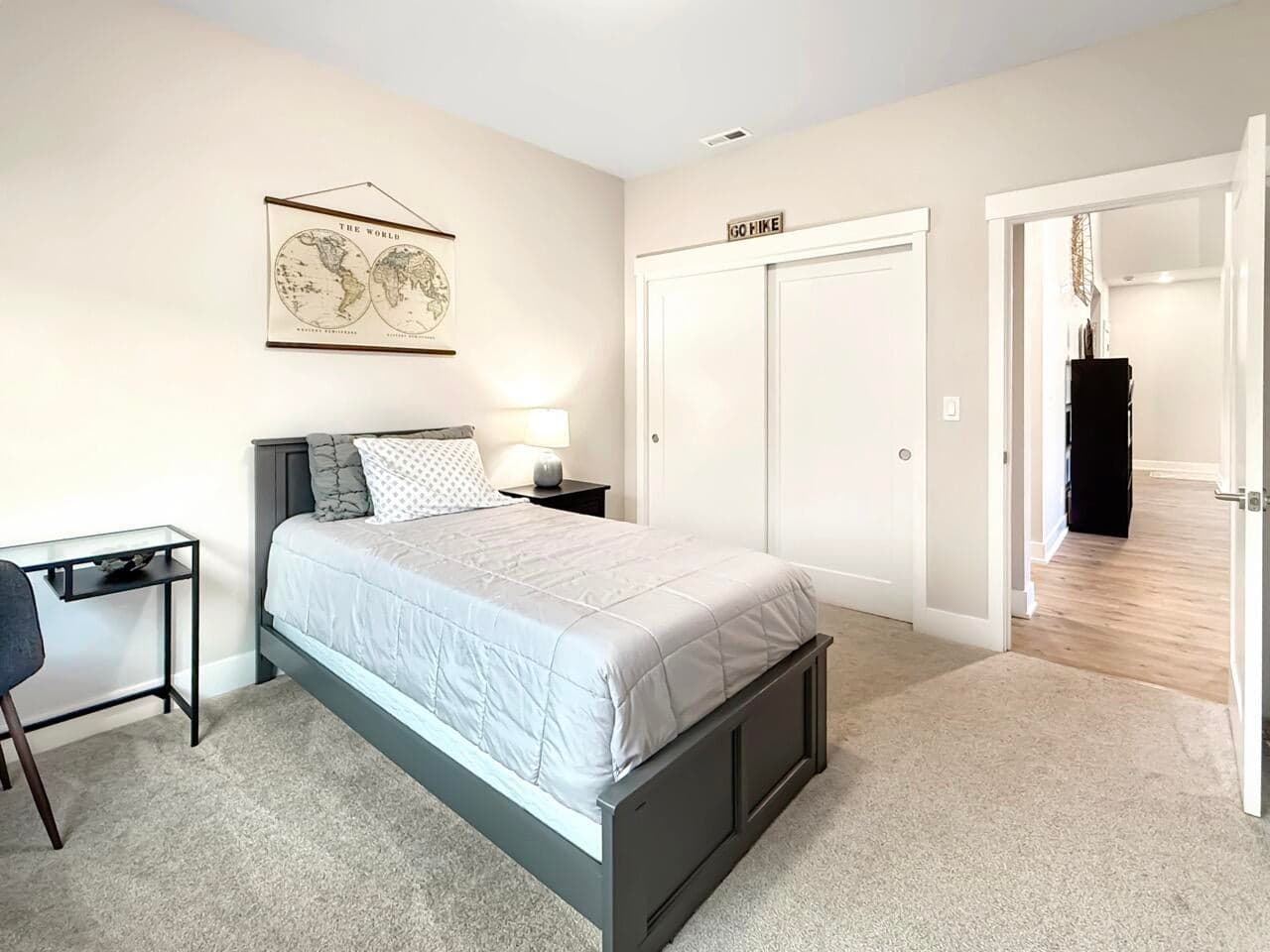 Photo of 3834 NE Oakside Loop 19 of 41