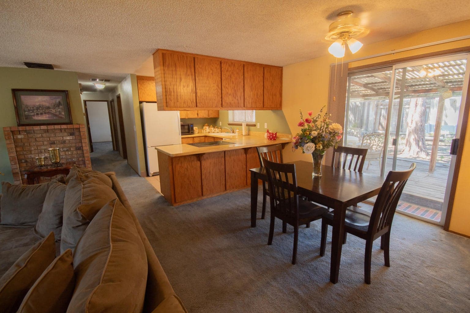 Photo of 2720 NE Flower Court 8 of 19