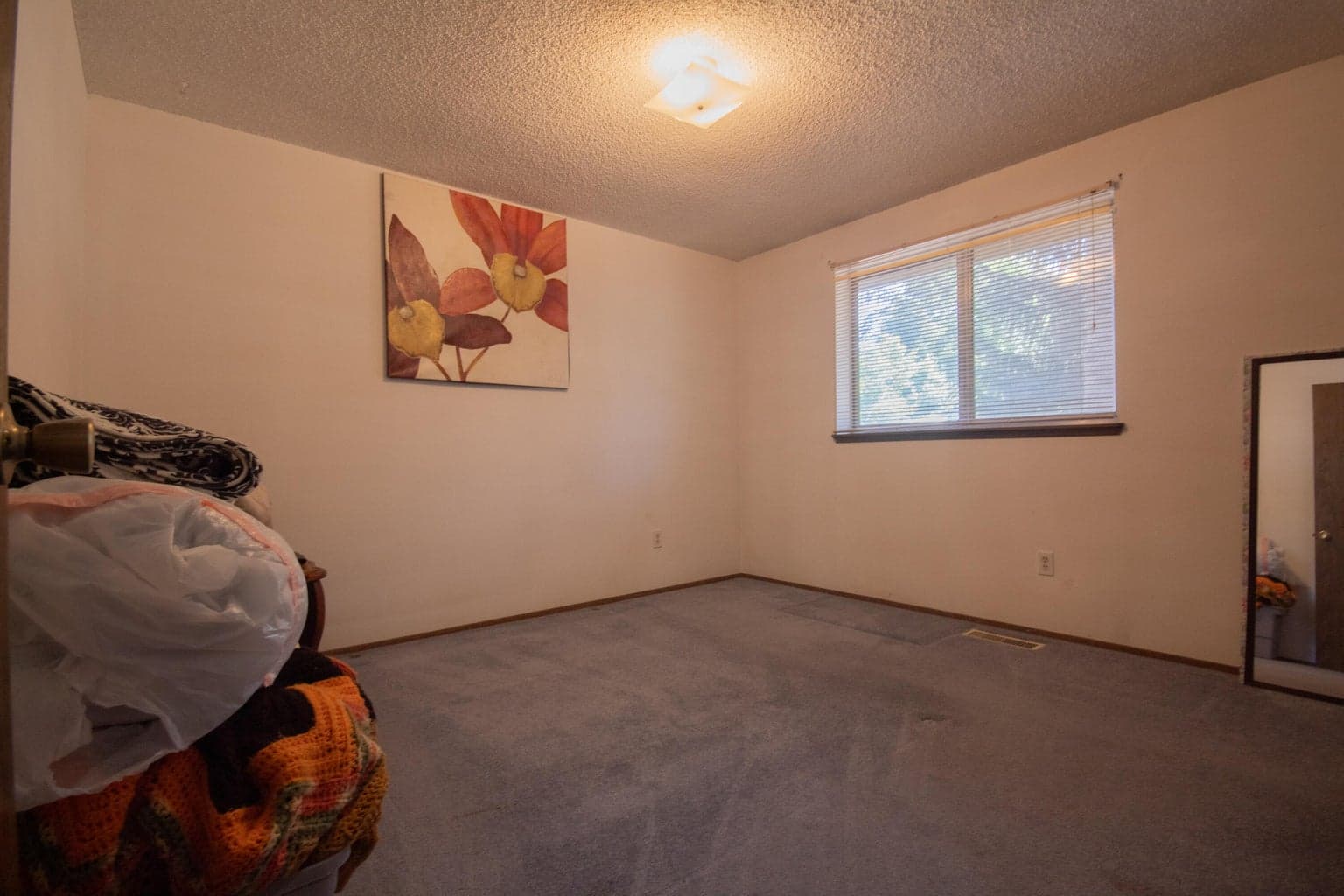 Photo of 2720 NE Flower Court 12 of 19