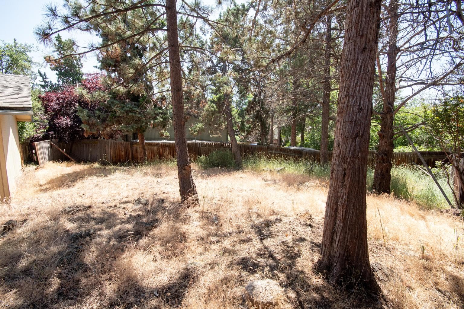 Photo of 2720 NE Flower Court 18 of 19