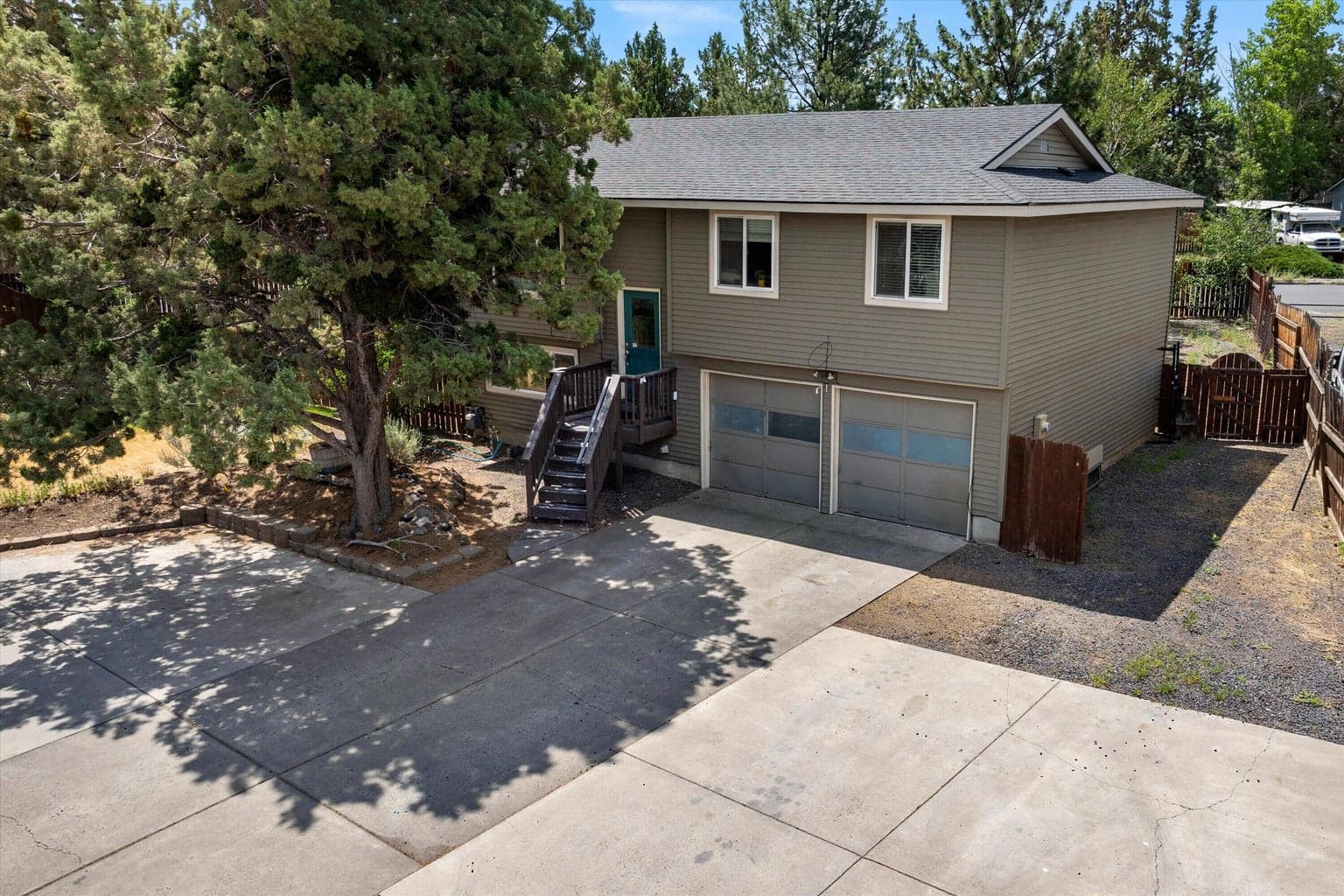 Photo of 2785 NE Purcell Boulevard 36 of 42