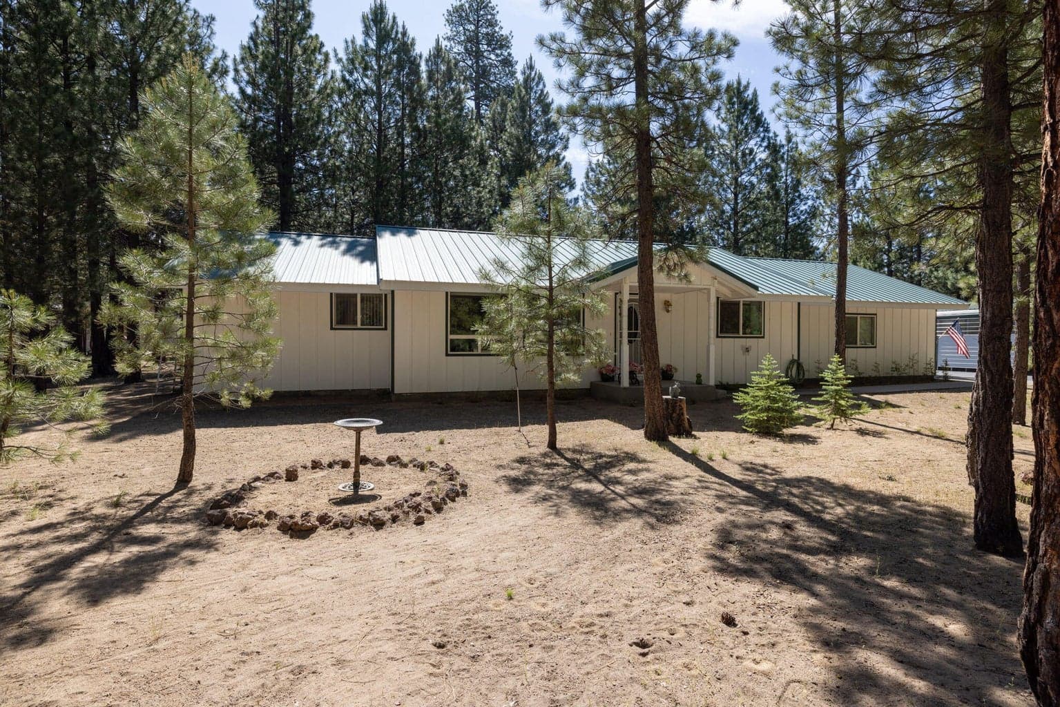 Photo of 52200 Ponderosa Way 37 of 37