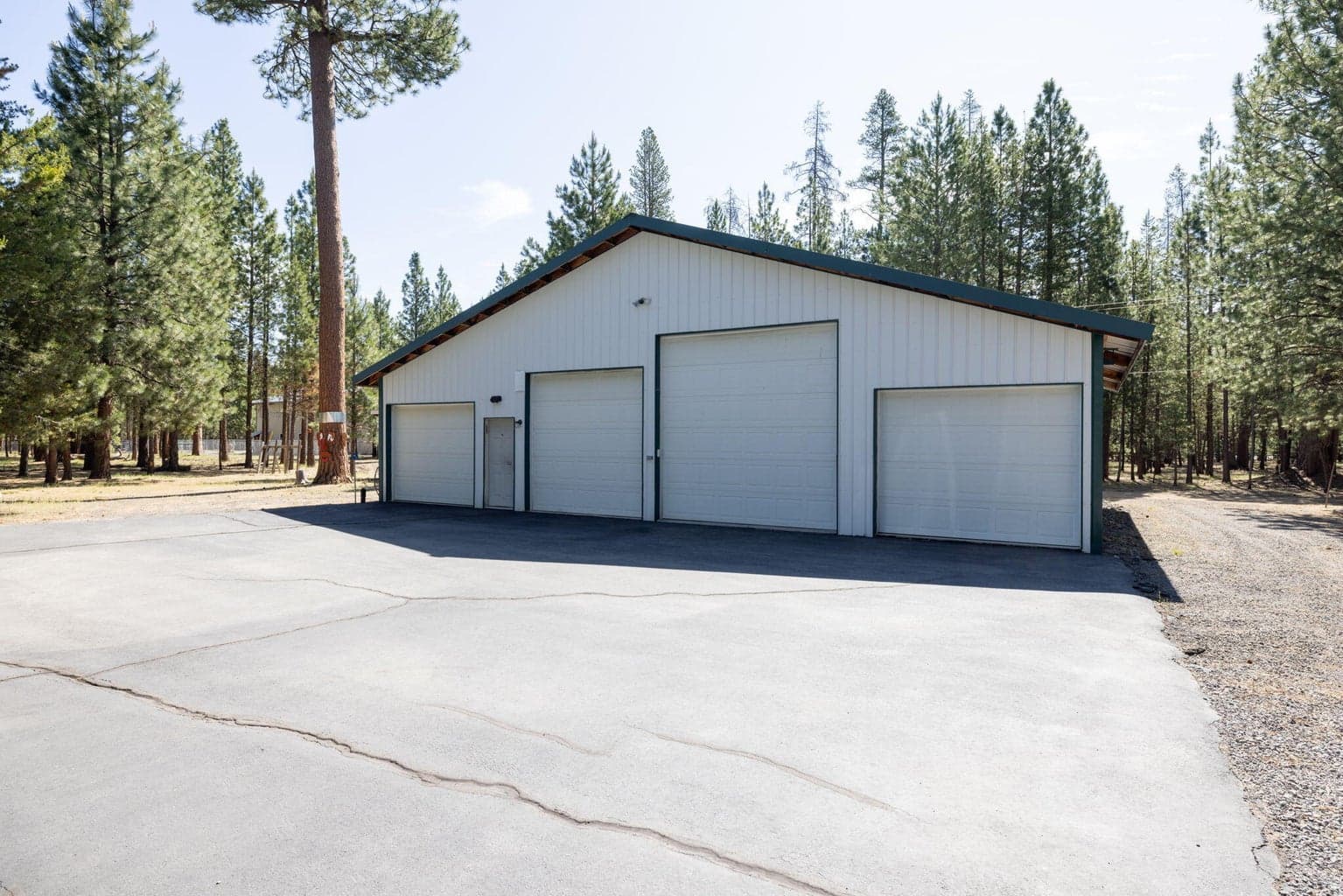 Photo of 52200 Ponderosa Way 27 of 37