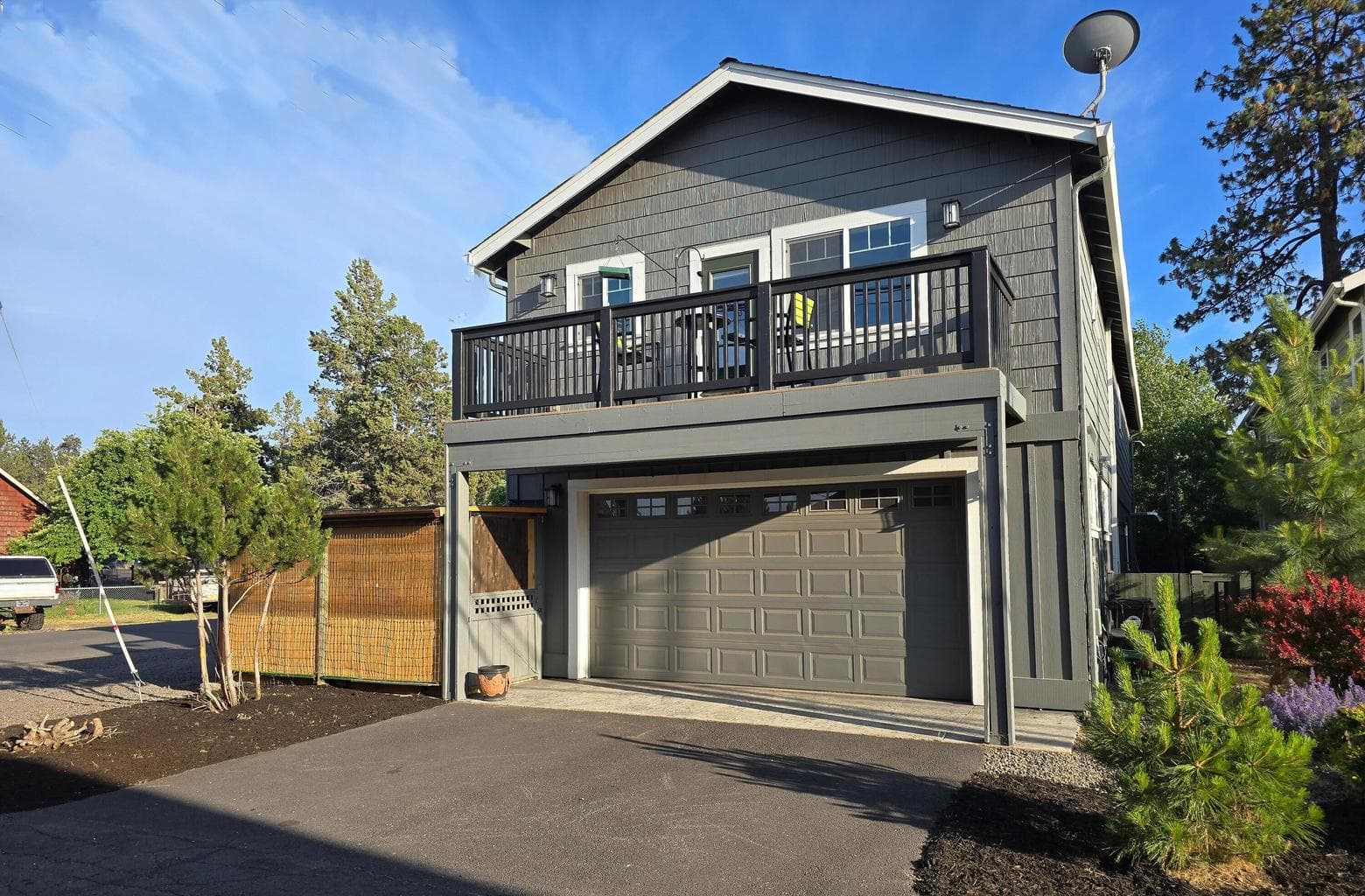 Photo of 255 S Larch Street 33 of 34